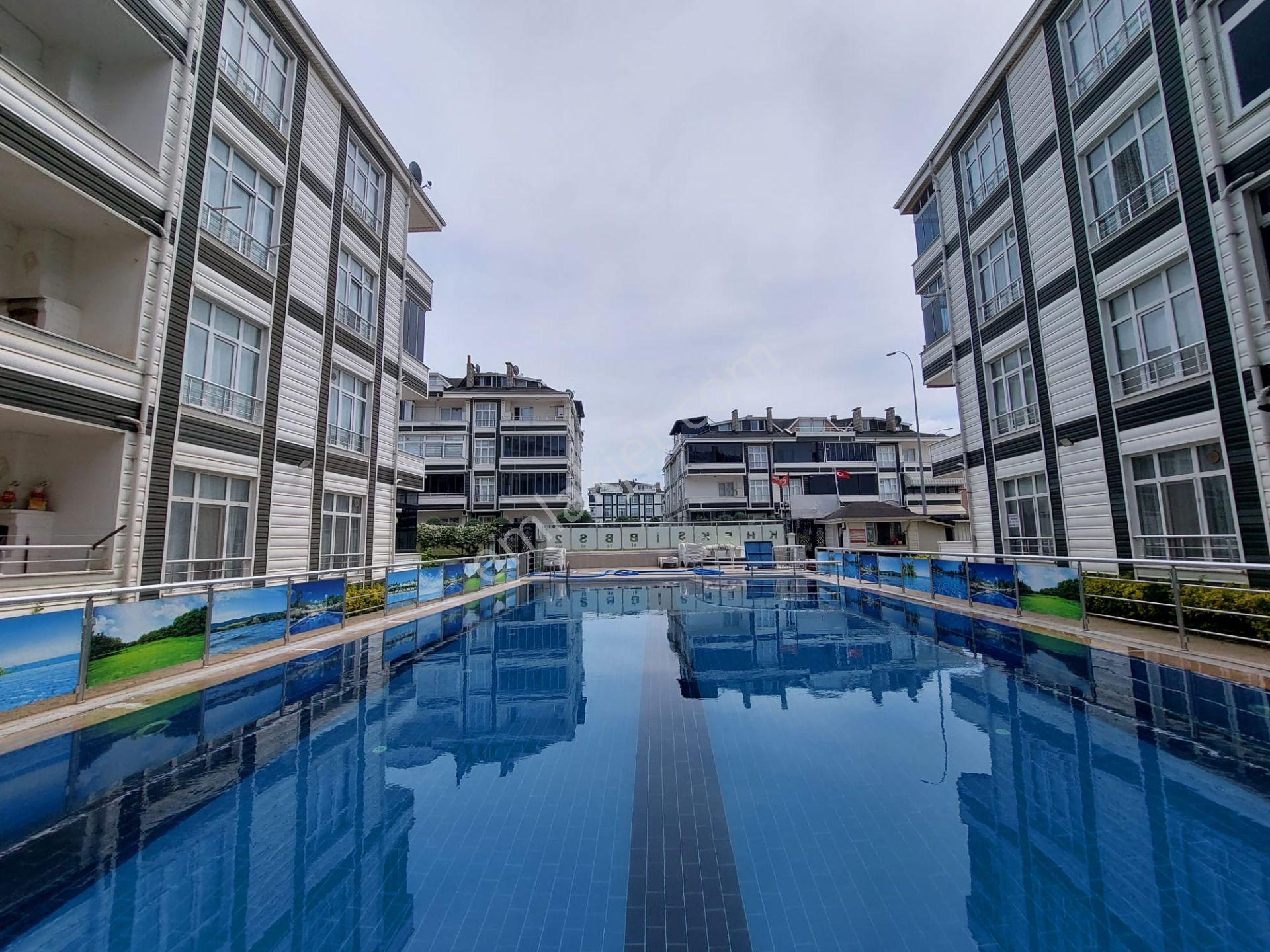 Havuzlu Sitede Eşyalı Kombili Denize Yakın 1+1 Satılık Daire - Görsel 4