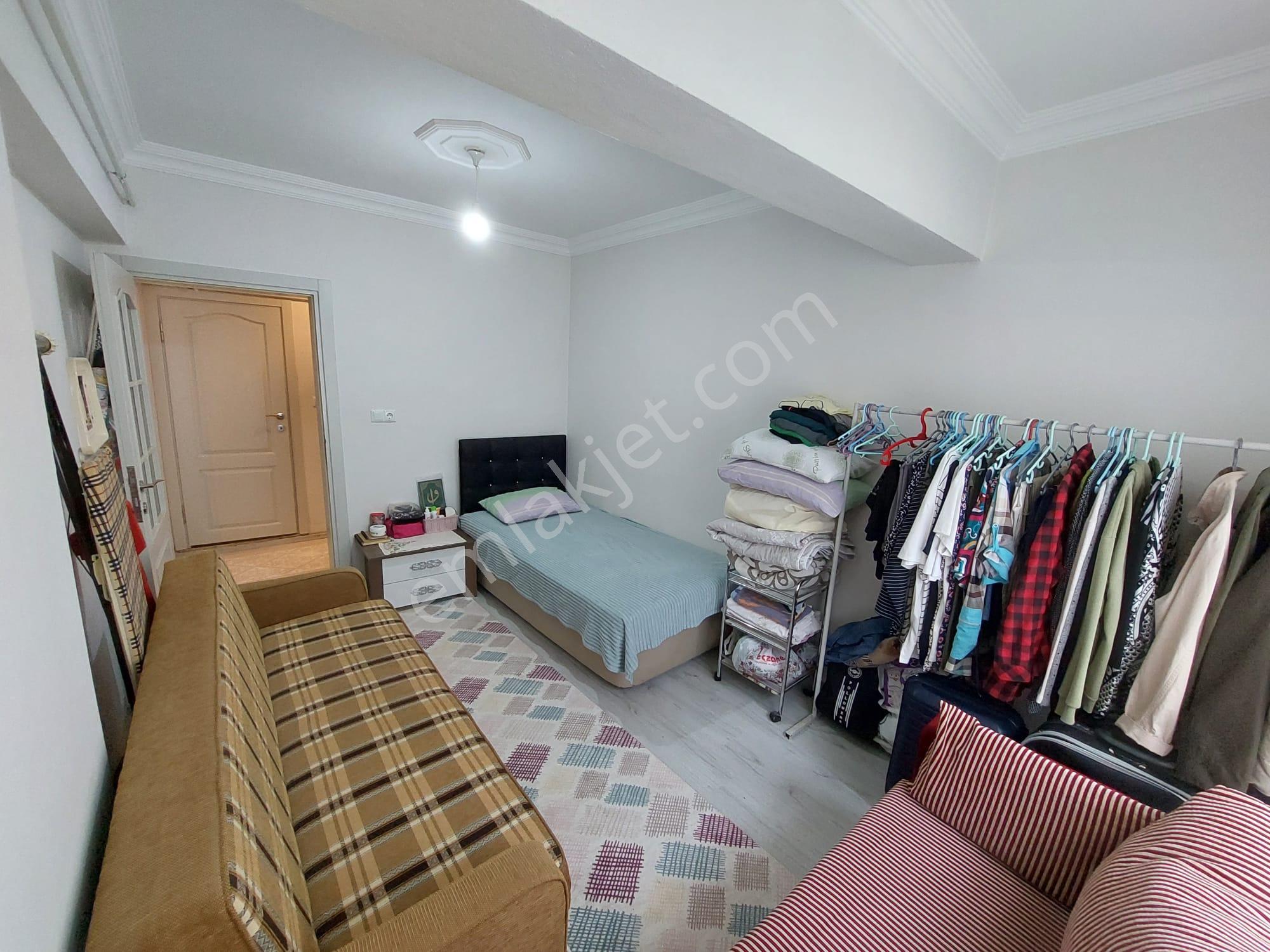 Havuzlu Sitede Eşyalı Kombili Denize Yakın 1+1 Satılık Daire - Görsel 26