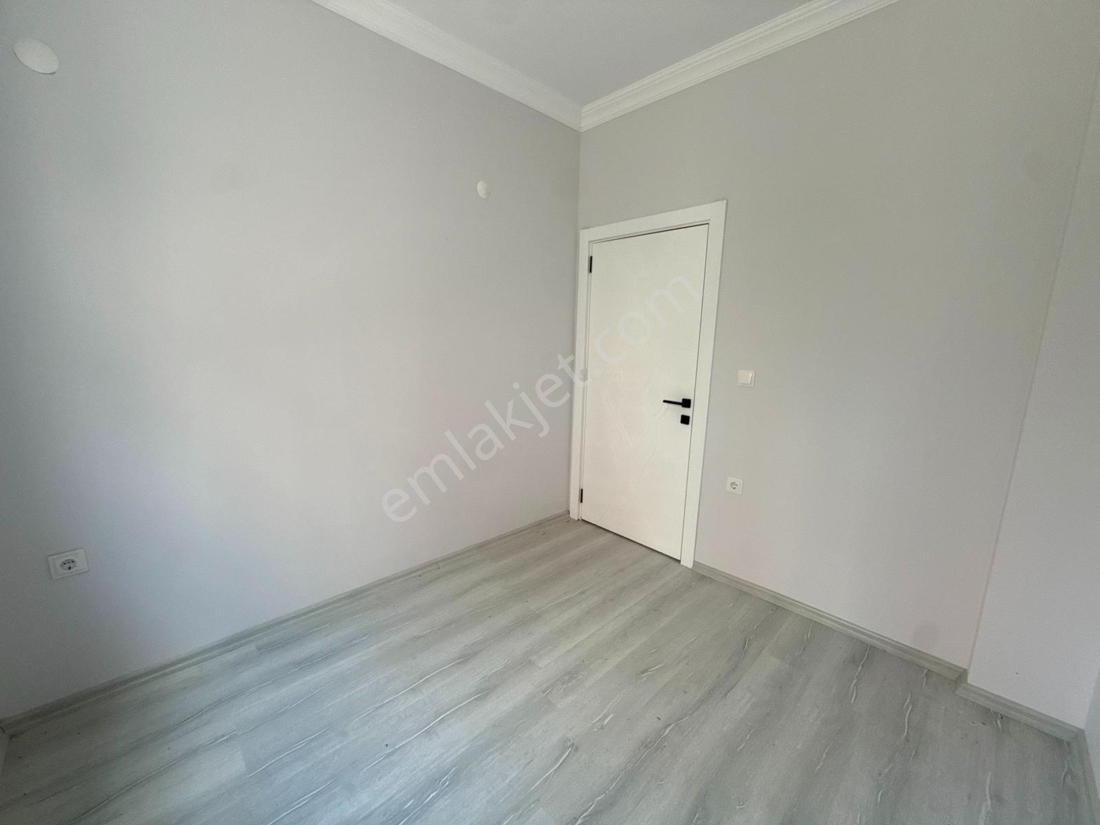Okul Yakını Merkezi Konumda Sıfır 2+1 Müstakil Gibi Yüksek Giriş - Görsel 24