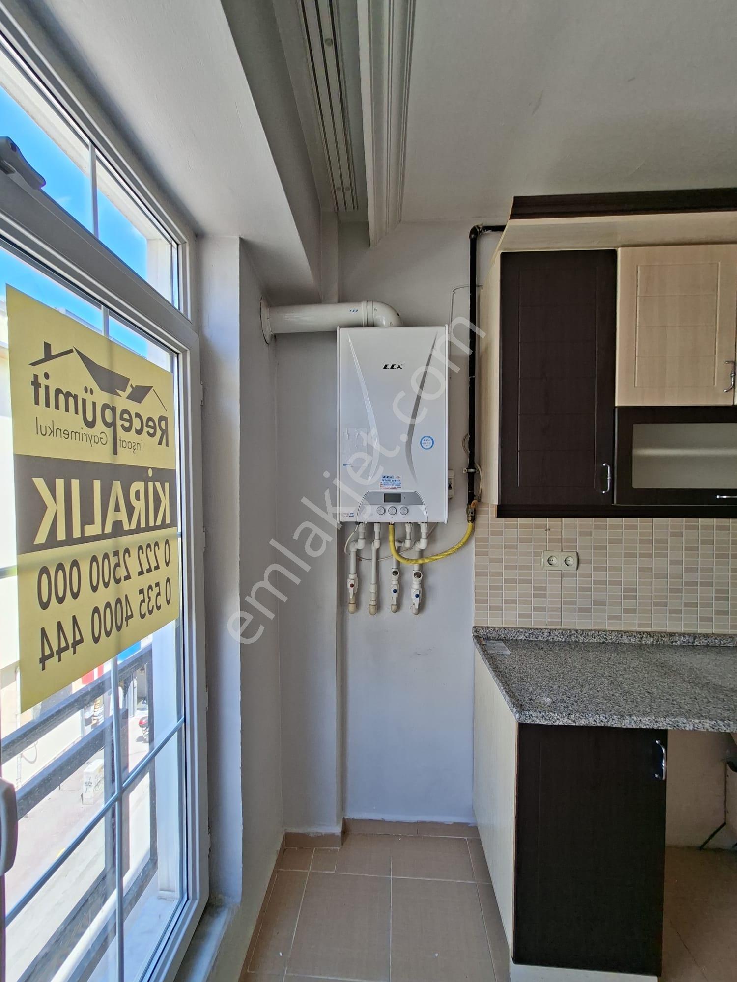 Recep Ümit Emlak'tan Yenibağlar Mahallesi Seylap Ve Yılmaz Büyükerşan Blv. Yakını Kiralık 3+1daire - Görsel 13