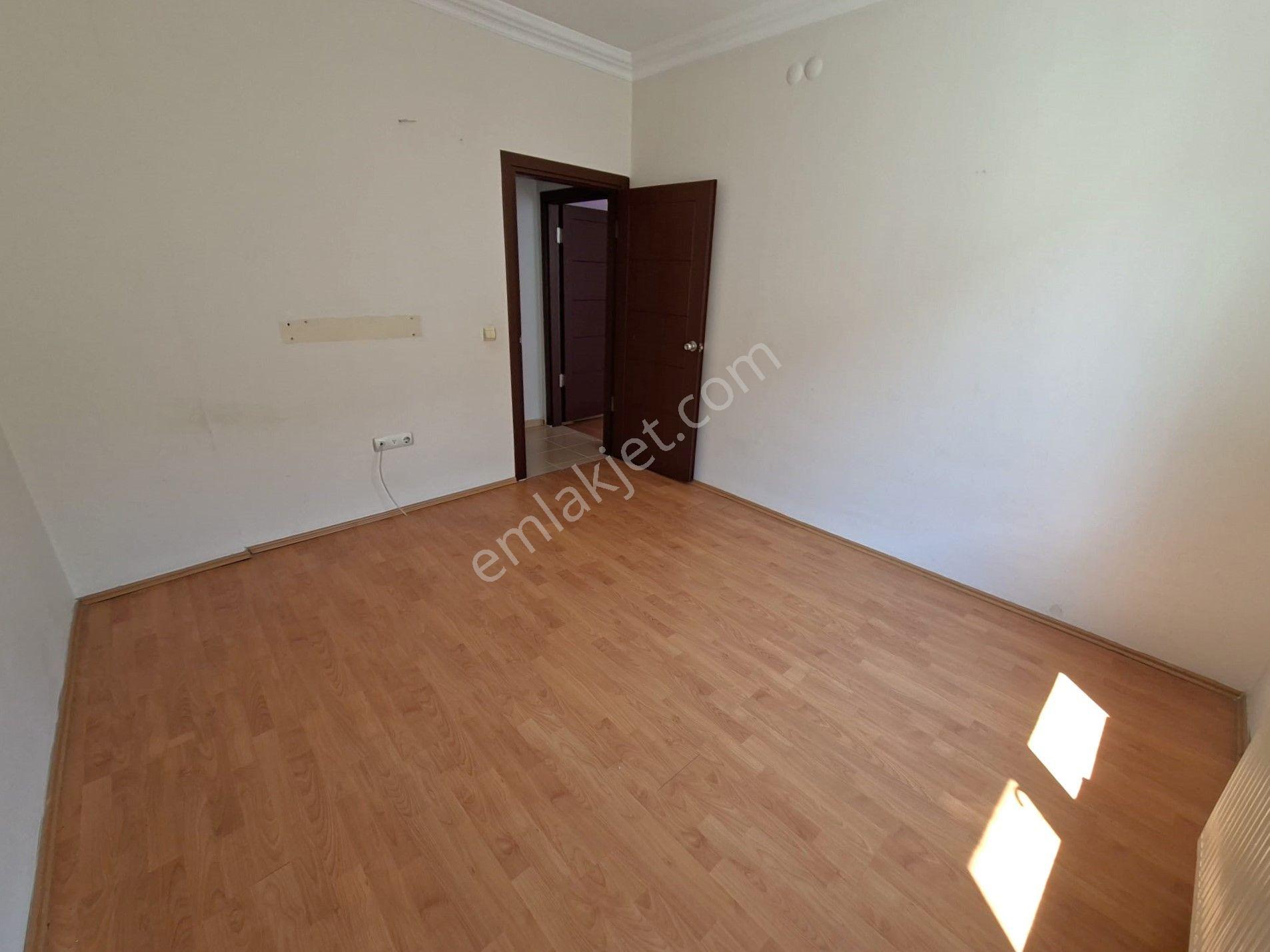 Recep Ümit Emlak'tan Yenibağlar Mahallesi Seylap Ve Yılmaz Büyükerşan Blv. Yakını Kiralık 3+1daire - Görsel 16