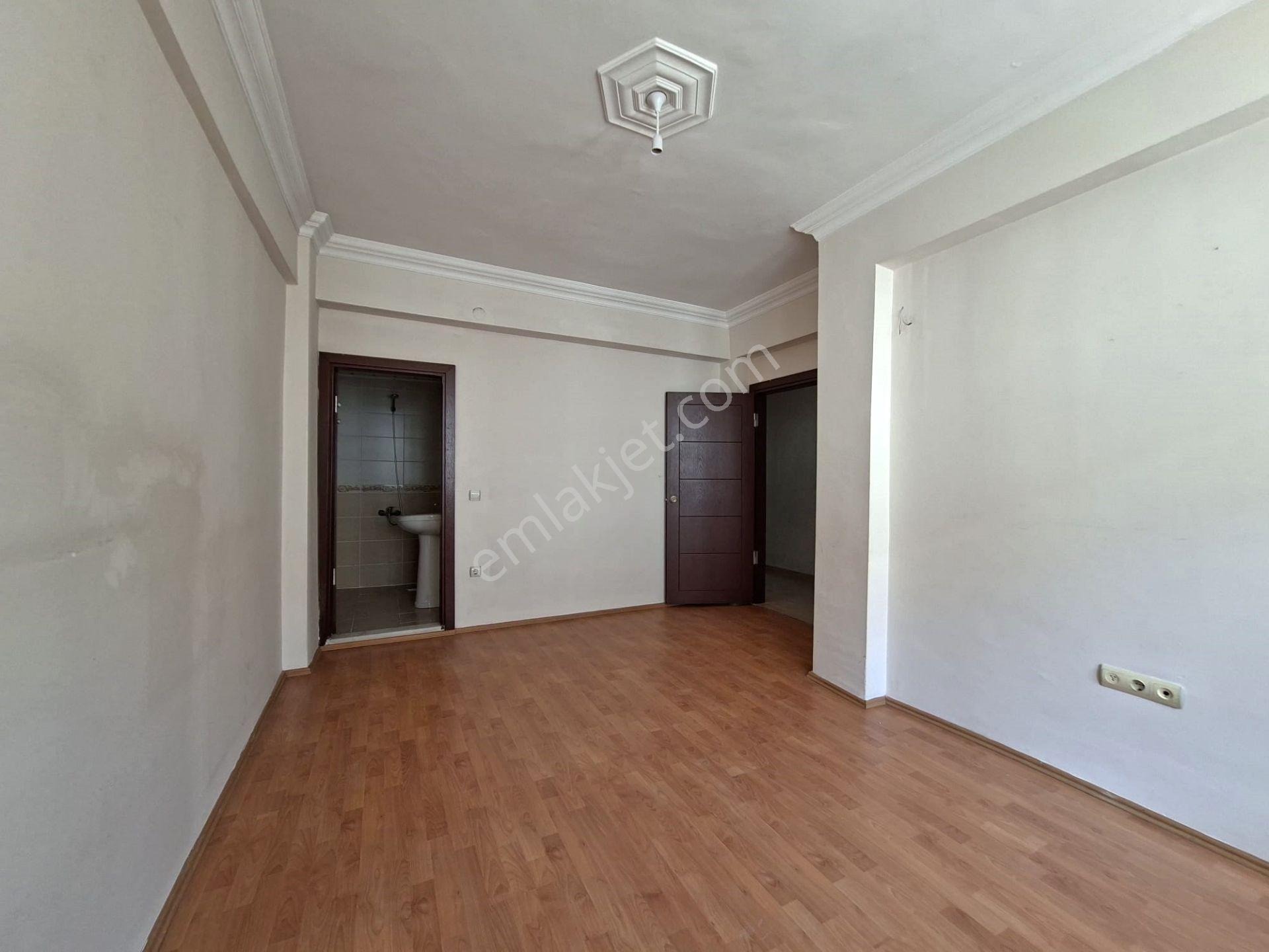 Recep Ümit Emlak'tan Yenibağlar Mahallesi Seylap Ve Yılmaz Büyükerşan Blv. Yakını Kiralık 3+1daire - Görsel 24