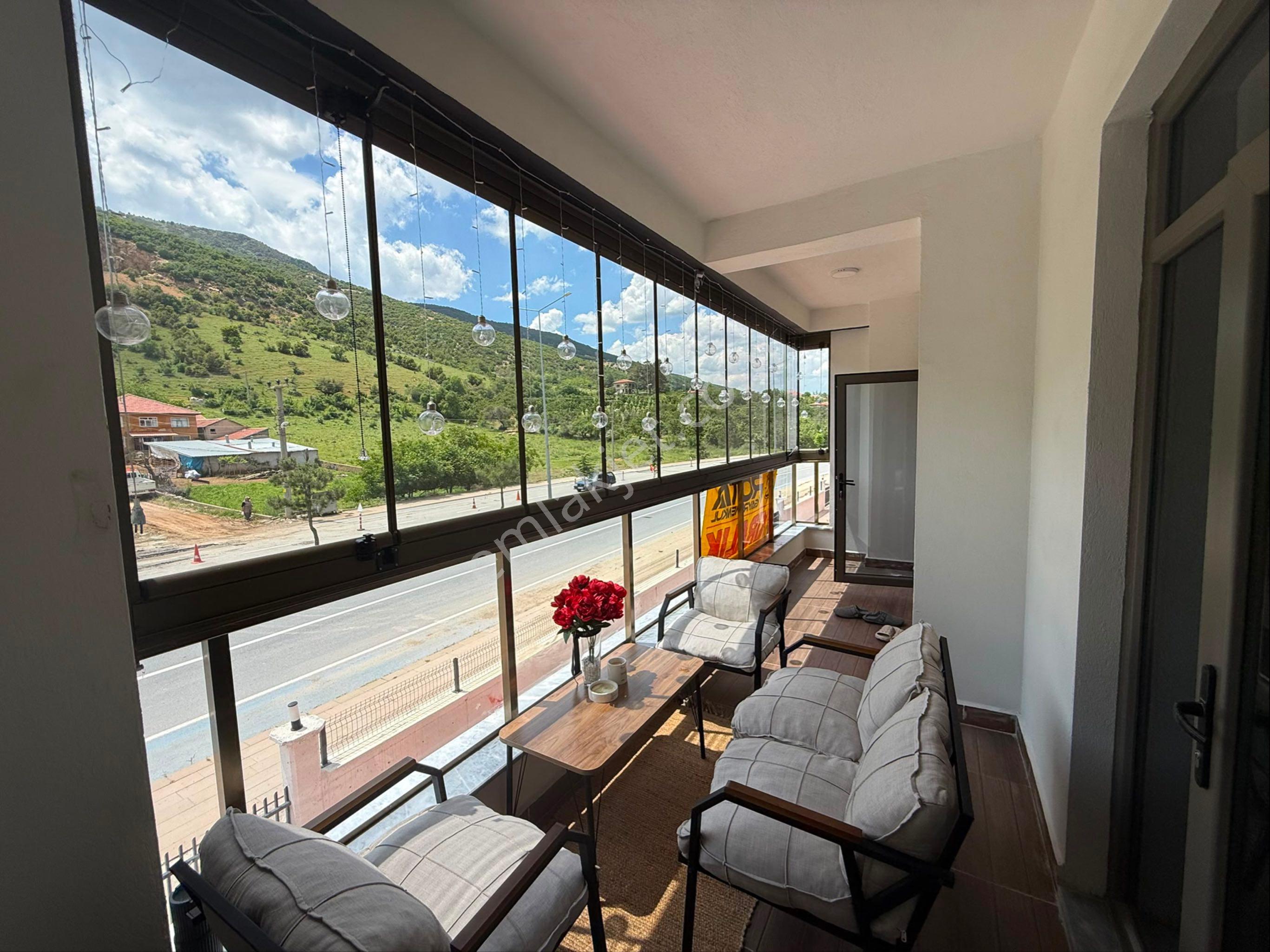 Rota’dan Kiralık Batışehirde Ara Kat 3+1 - Görsel 19
