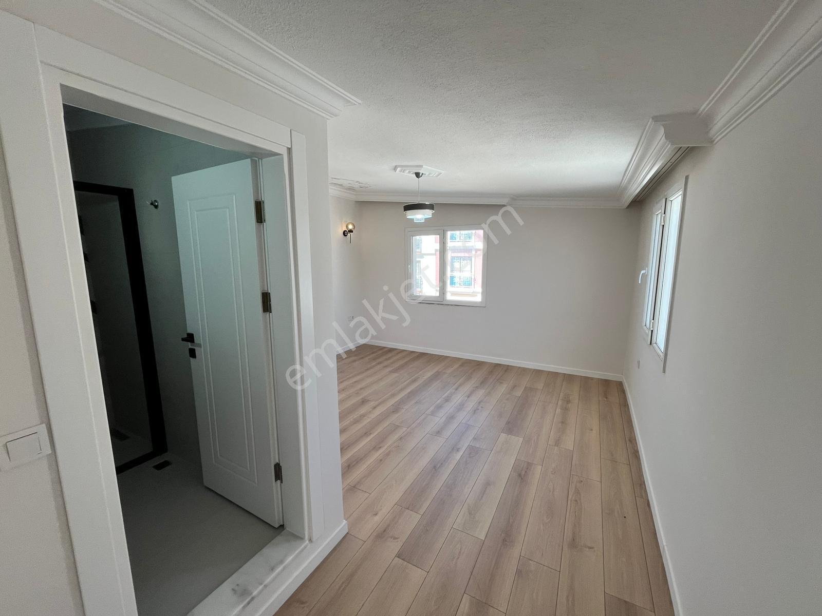 Didim Altınkum'da Denize Yürüme Mesafesinde 3+1 Trpleks Villa - Görsel 30