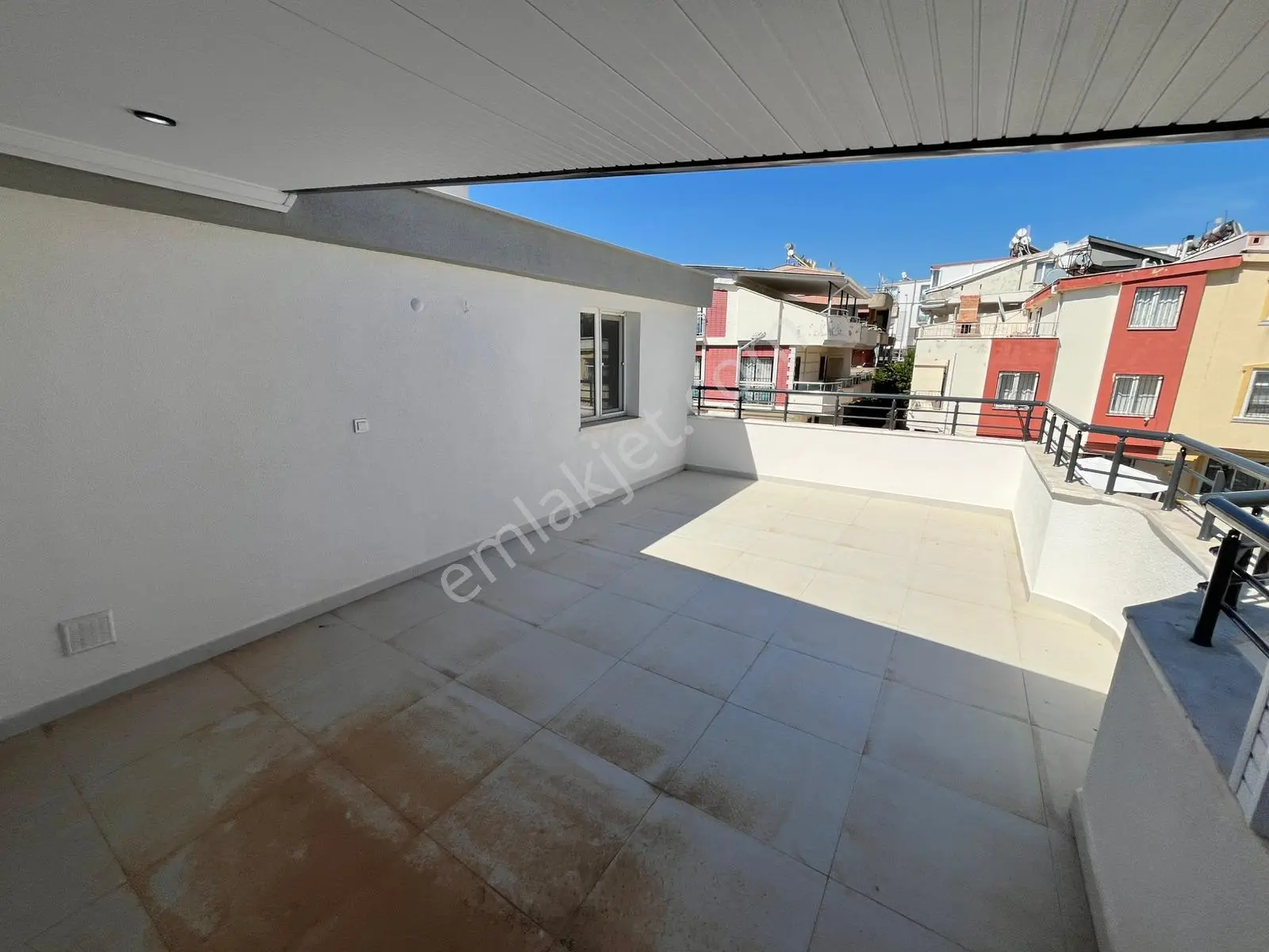 Didim Altınkum'da Denize Yürüme Mesafesinde 3+1 Trpleks Villa - Görsel 4
