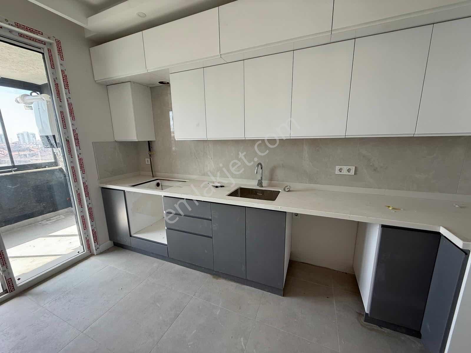 Bağlar Mah. Metroya Yakın 2+ 1 Butik Site İçerisinde Sıfır Daire - Görsel 14