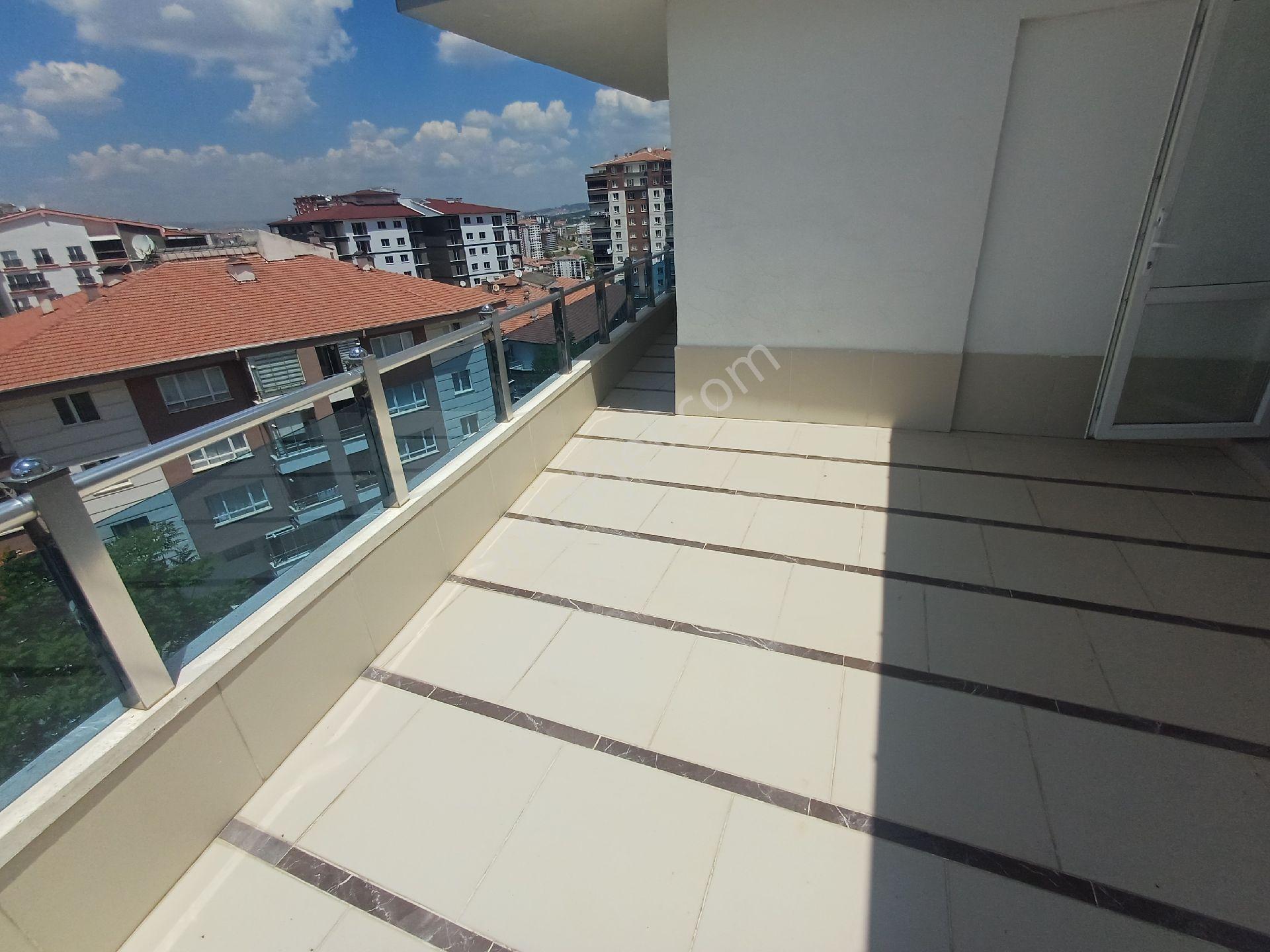 Kalekışladan Cadde Yakını Kiralık 4+1 Dubleks - Görsel 27
