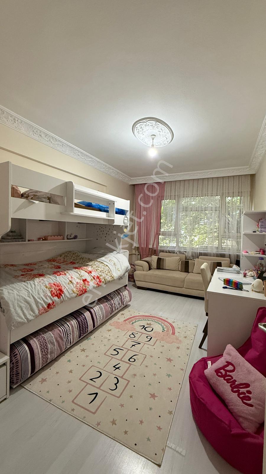 Ulu Camiye Yakın Bakımlı Geniş Satılık Daire - Görsel 20