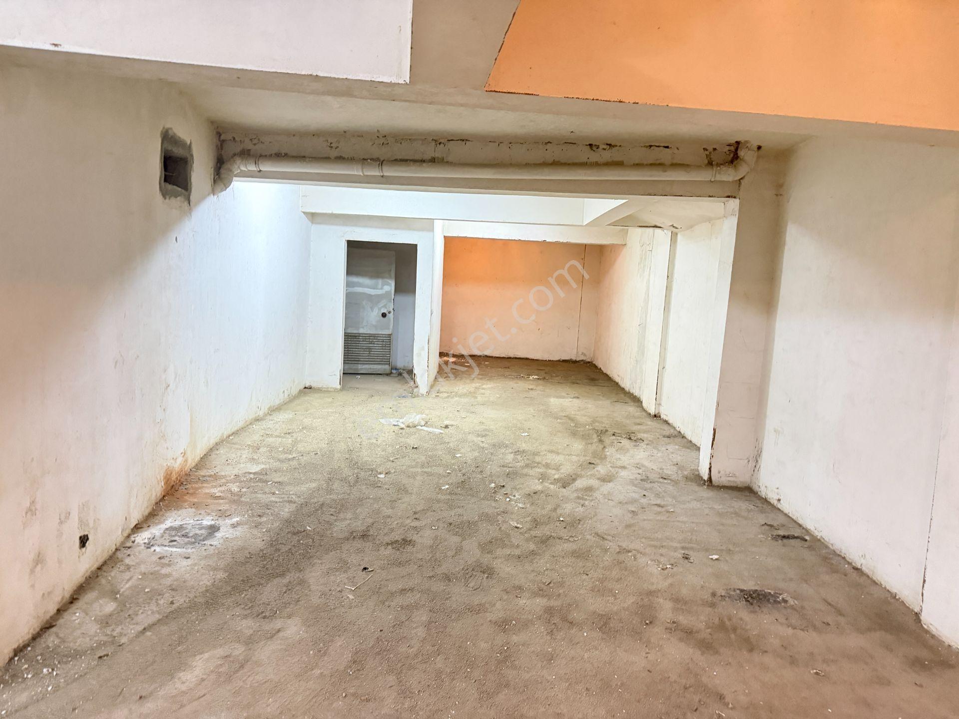 Turyap Buca'dan Bucakoop Mah.de Kiralık 200 M2 Depo
