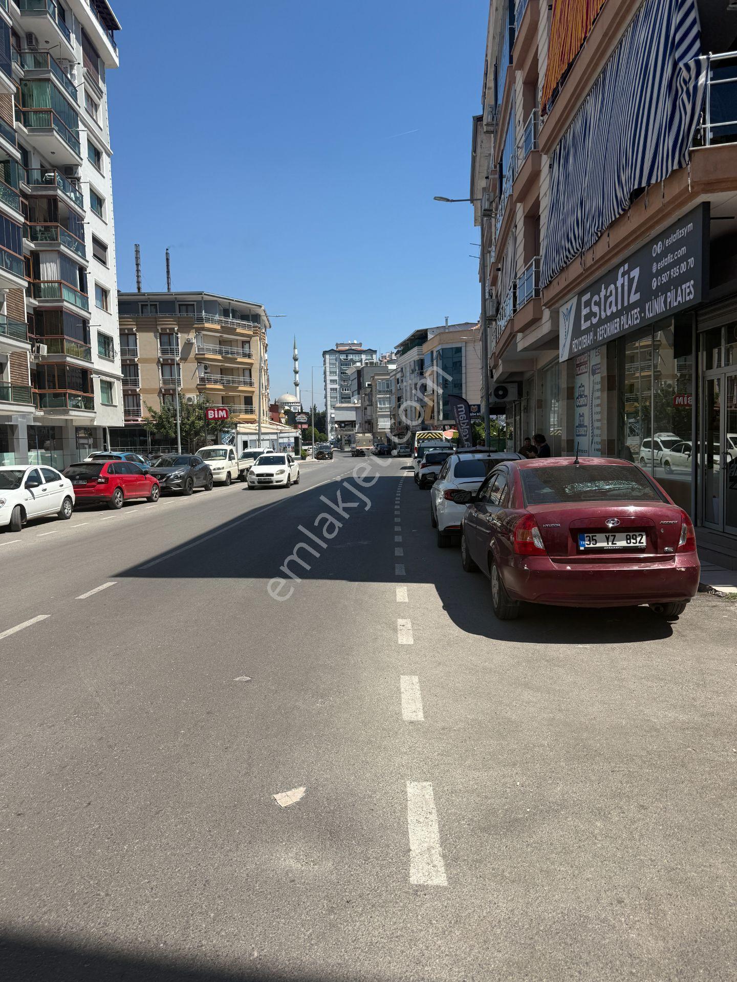 Turyap Buca'dan Bucakoop Mah.de Kiralık 200 M2 Depo - Görsel 6