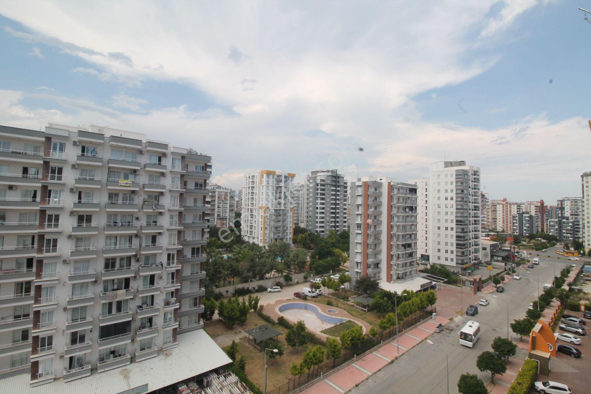 Retro’dan Ünversite Caddesi Üzerinde Konsept Site İçi Fırsat 3+1 - Görsel 23