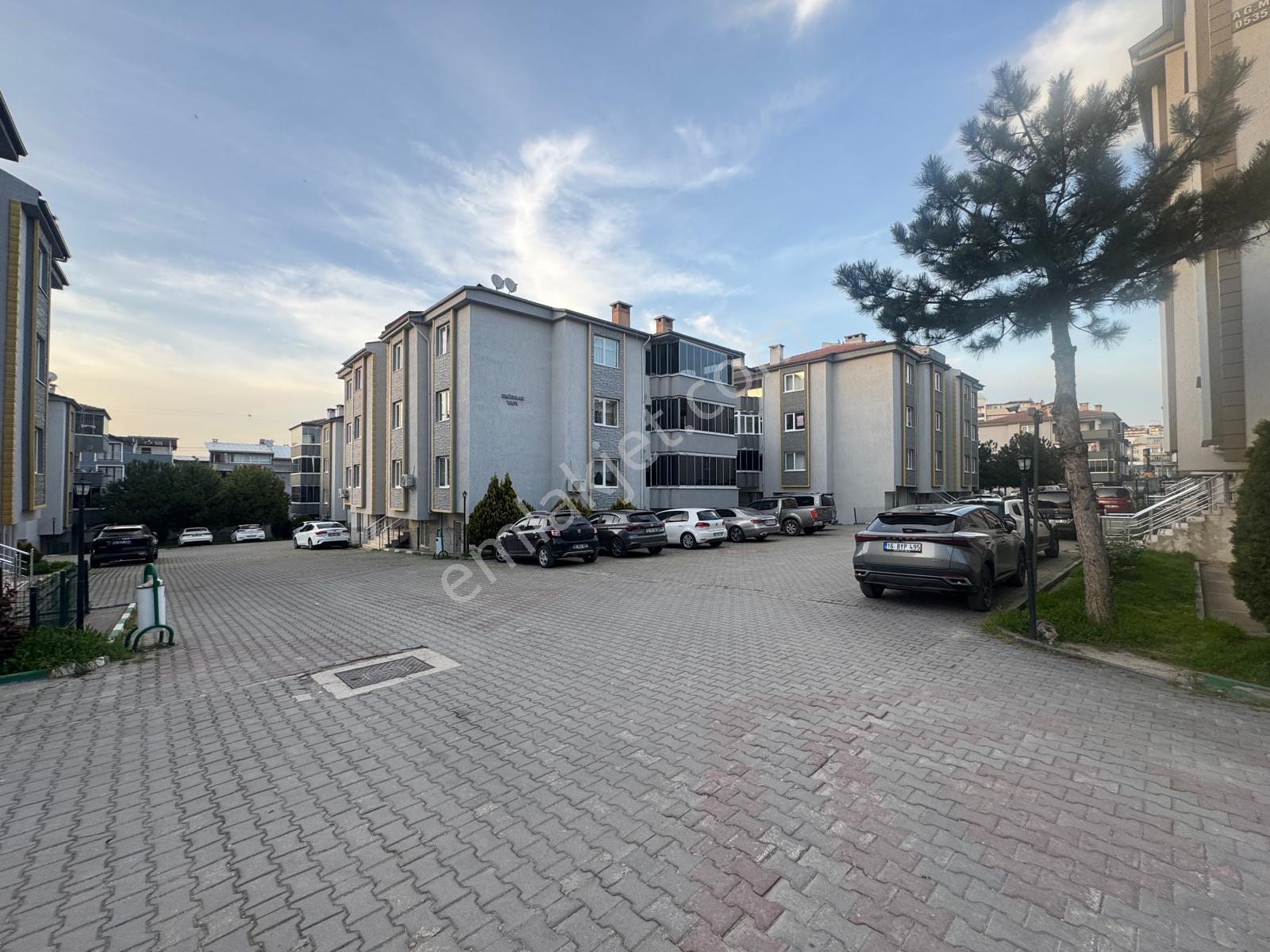 Mudanya Yolu Güzelbelde Sit. Metro'ya Yakın 180m2 3+1 Ara Kat - Görsel 20