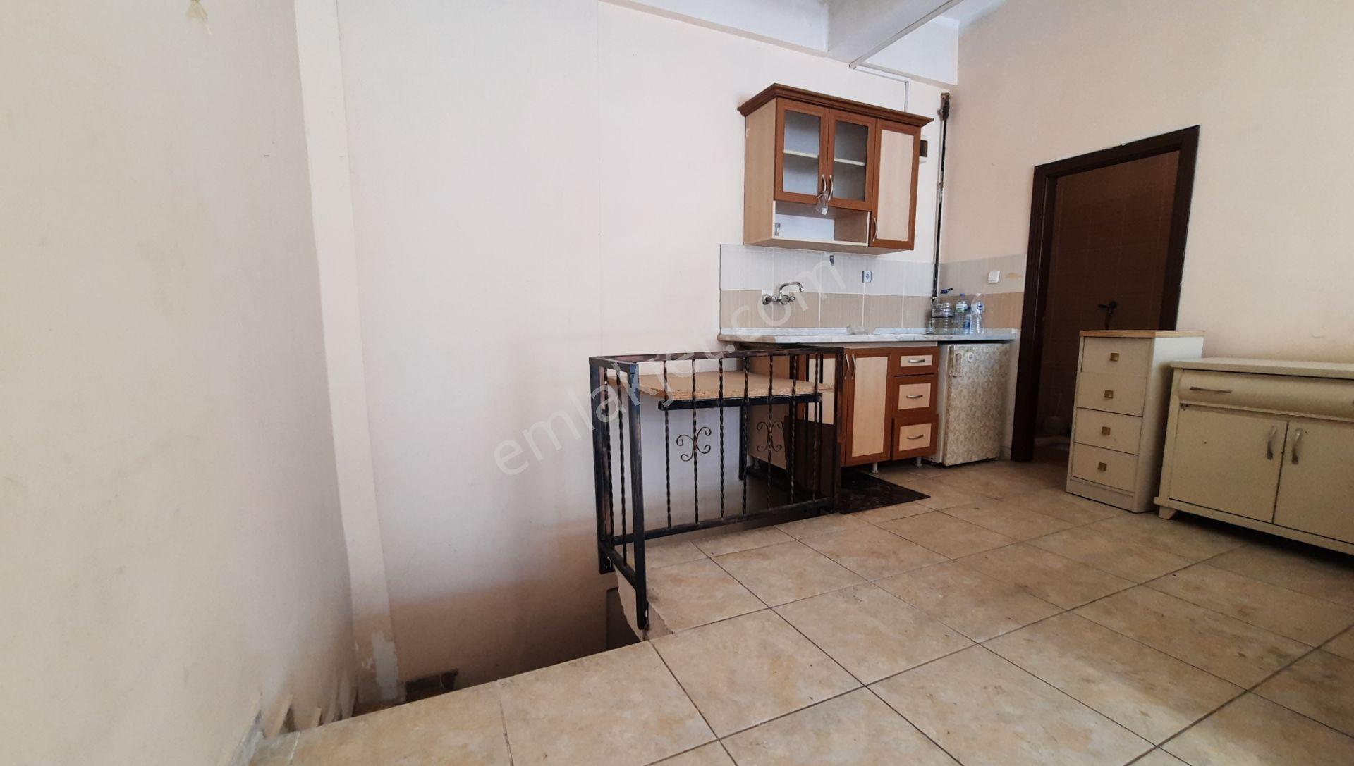 Akif'ten Elvankent Topçu'da Depolu 40+30:70 M2 Kiralık Dükkan - Görsel 6