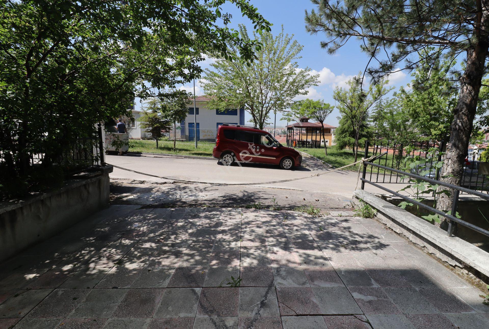 Akif'ten Elvankent Topçu'da Depolu 40+30:70 M2 Kiralık Dükkan - Görsel 12
