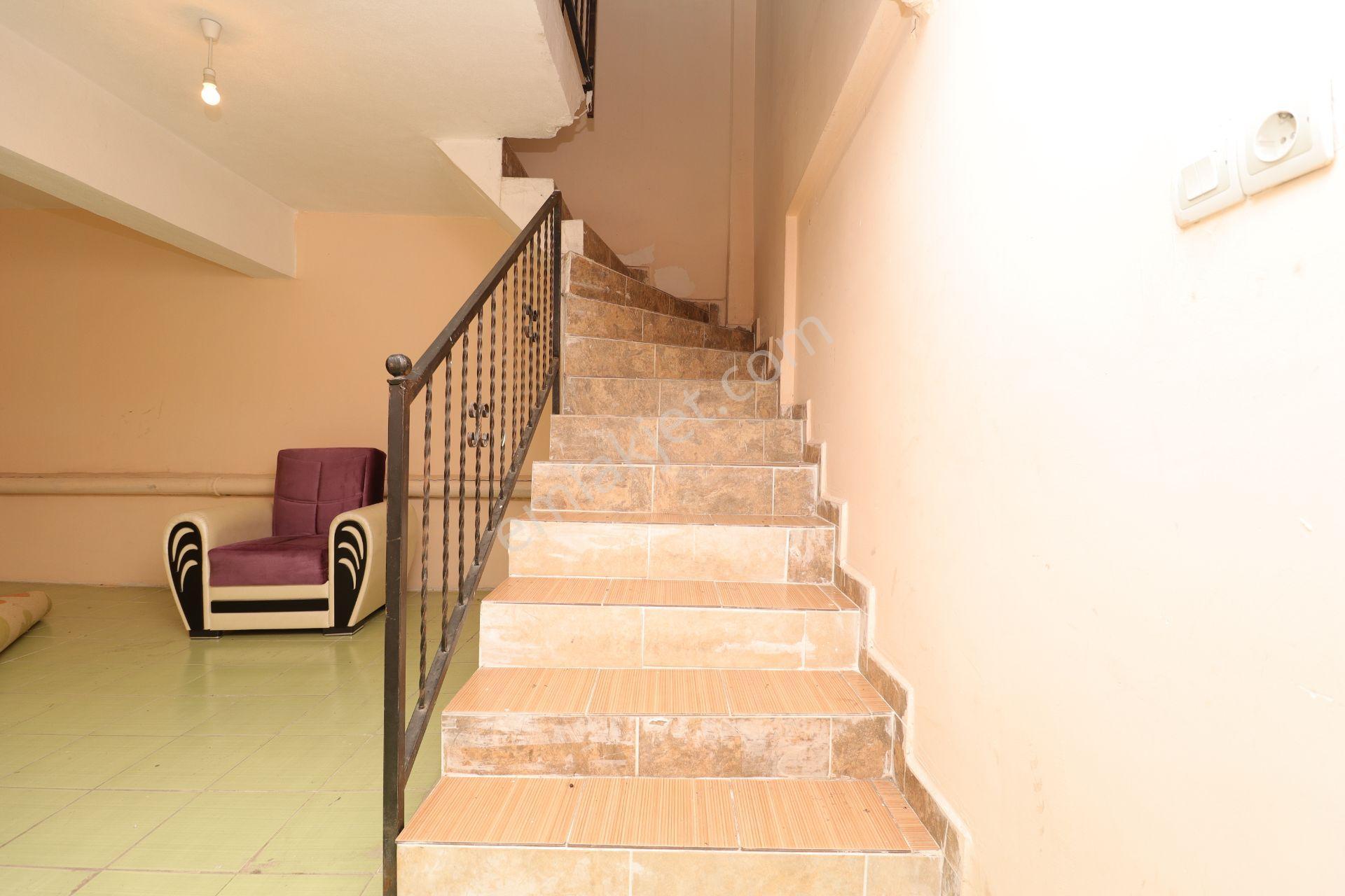 Akif'ten Elvankent Topçu'da Depolu 40+30:70 M2 Kiralık Dükkan - Görsel 8