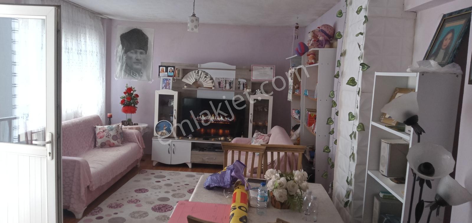 Evka 5 De Anayola Yakın 3+1 Asansörlü Satılık Daire - Görsel 2