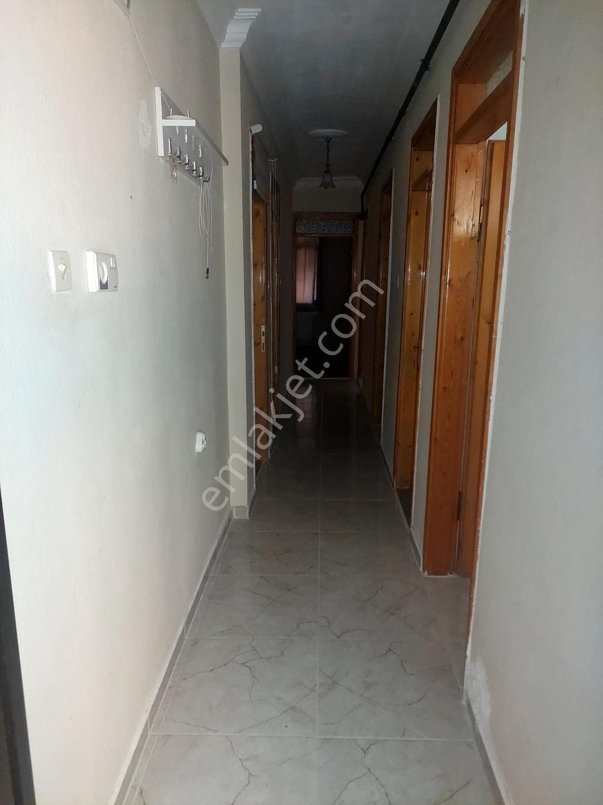 Gazi Mah.de 3+1 125 M2 1,kat Kiralık Daire - Görsel 13