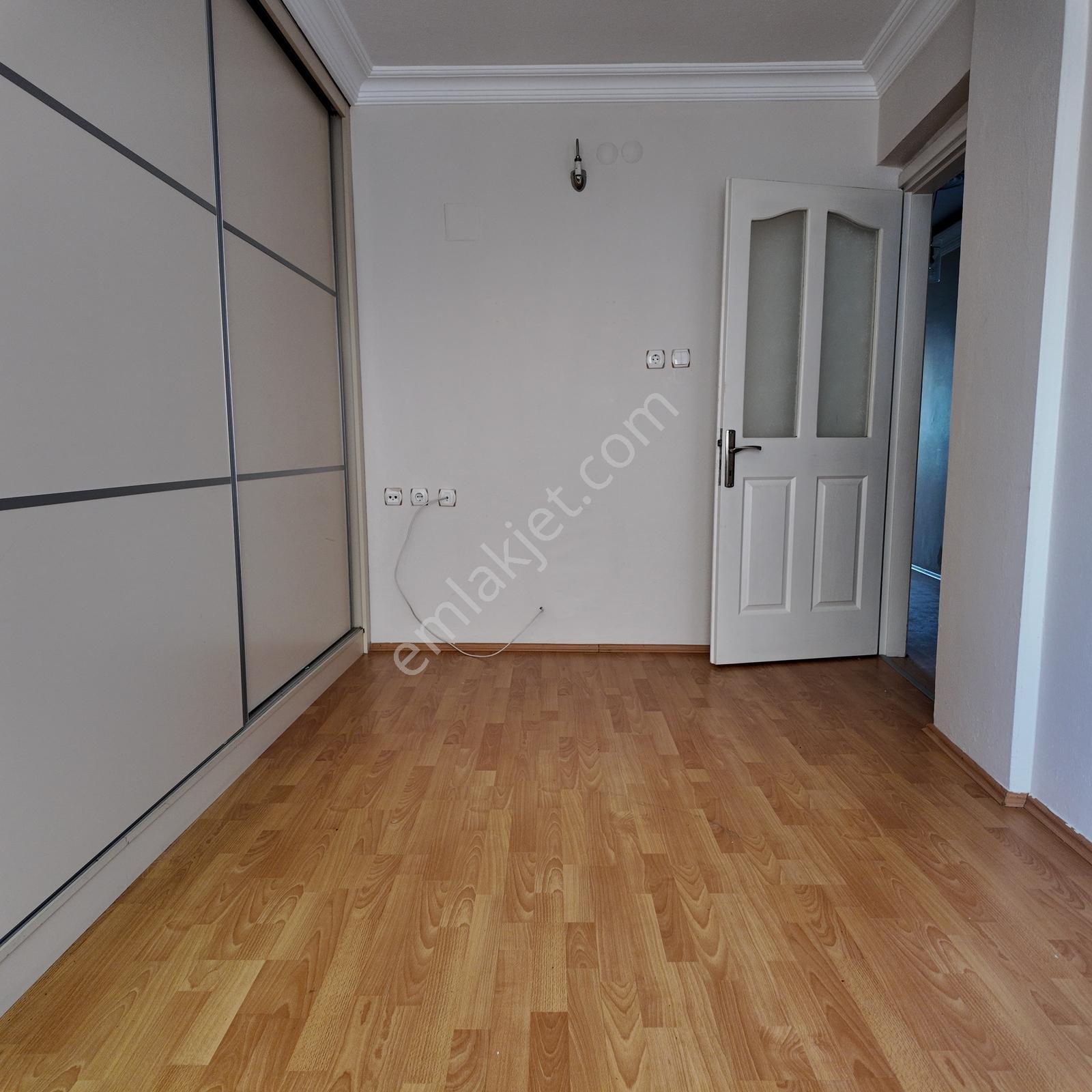 Ragıpbey Merkezi Konumda 125 M2 Bakımlı Doğalgazlı 3+1 Daire - Görsel 10