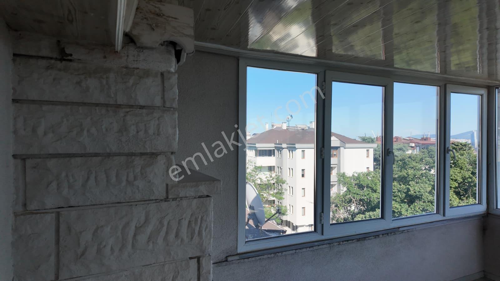 Üsküdar Kısıklı 'da Metroya Yakın Ferah Satılık 2+1 Daire - Görsel 9
