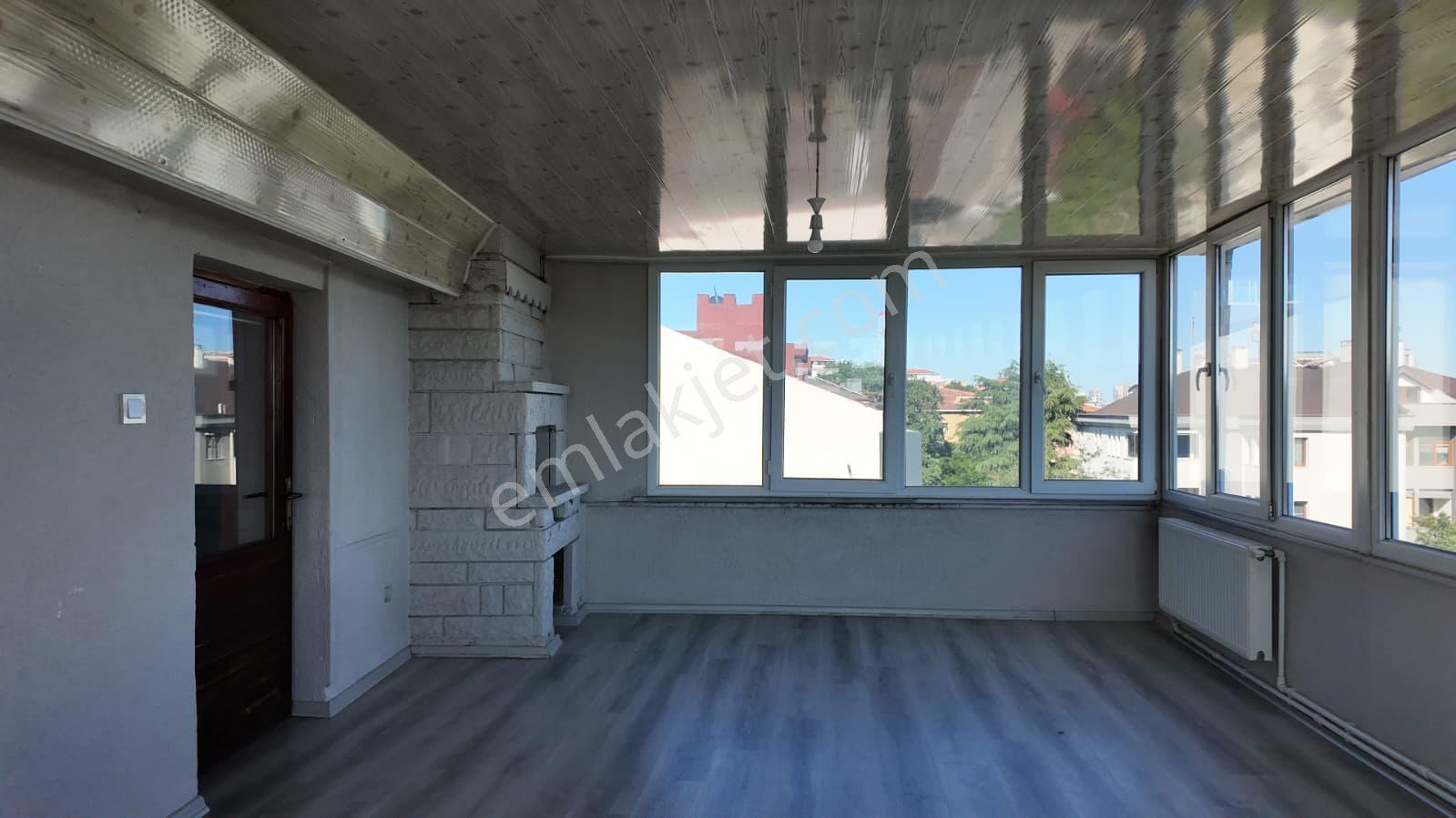 Üsküdar Kısıklı 'da Metroya Yakın Ferah Satılık 2+1 Daire - Görsel 10