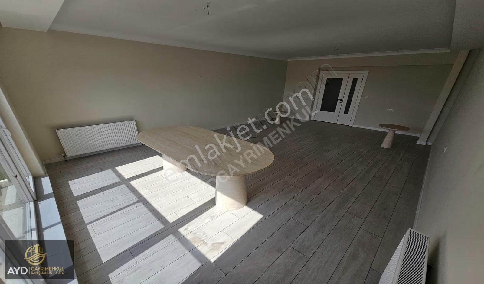 Ayd'den Site İçerisinde Satılık 4+1 Ultra Geniş Lüks Daire 195m2 - Görsel 2