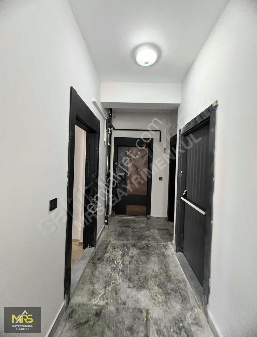 Mrs'den Akdeniz Mahallesinde Havuzlu Sitede Kiralık 1+1 Daire - Görsel 11
