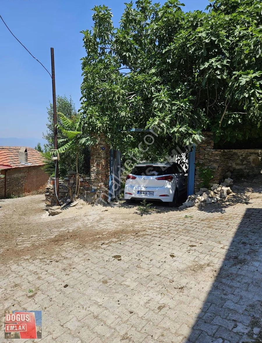 Hisarlık'ta Satılık Dağ Evi