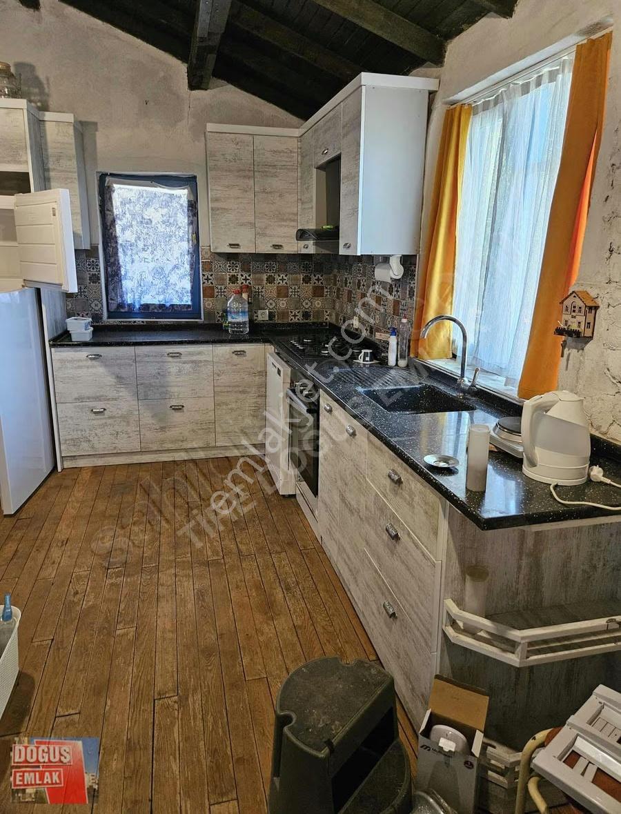 Hisarlık'ta Satılık Dağ Evi - Görsel 9