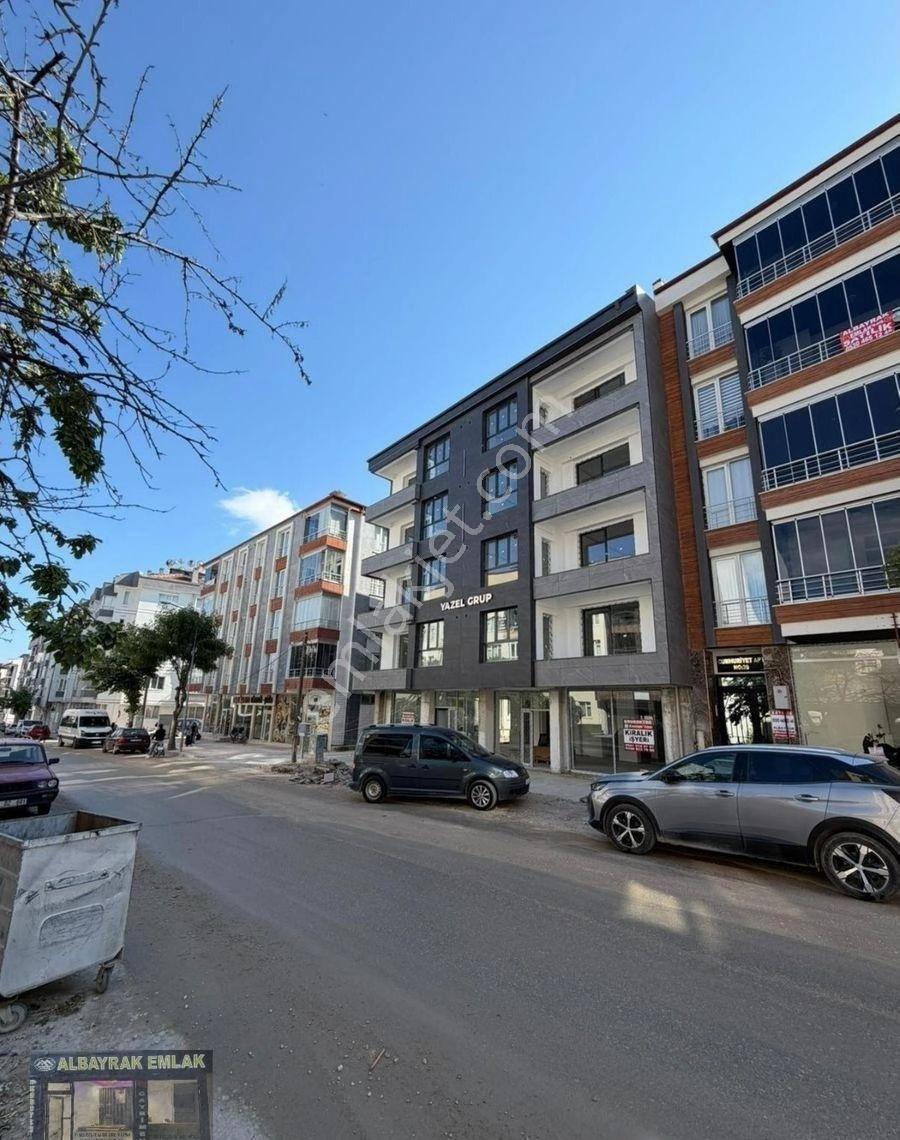 Albayrak'tan Satılık Lise Cad. 2+0 Fırsat Daire - Görsel 8