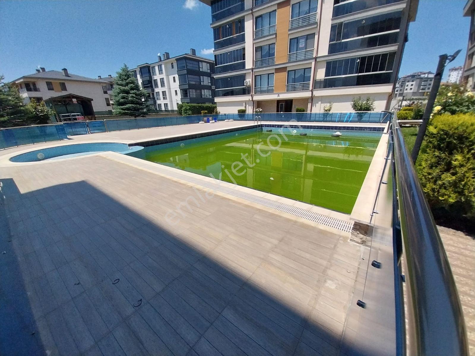 Ihlamurkent Site İçi Özel Kapalı Garaj Eşyalı Kiralık 3+1 Daire - Görsel 15