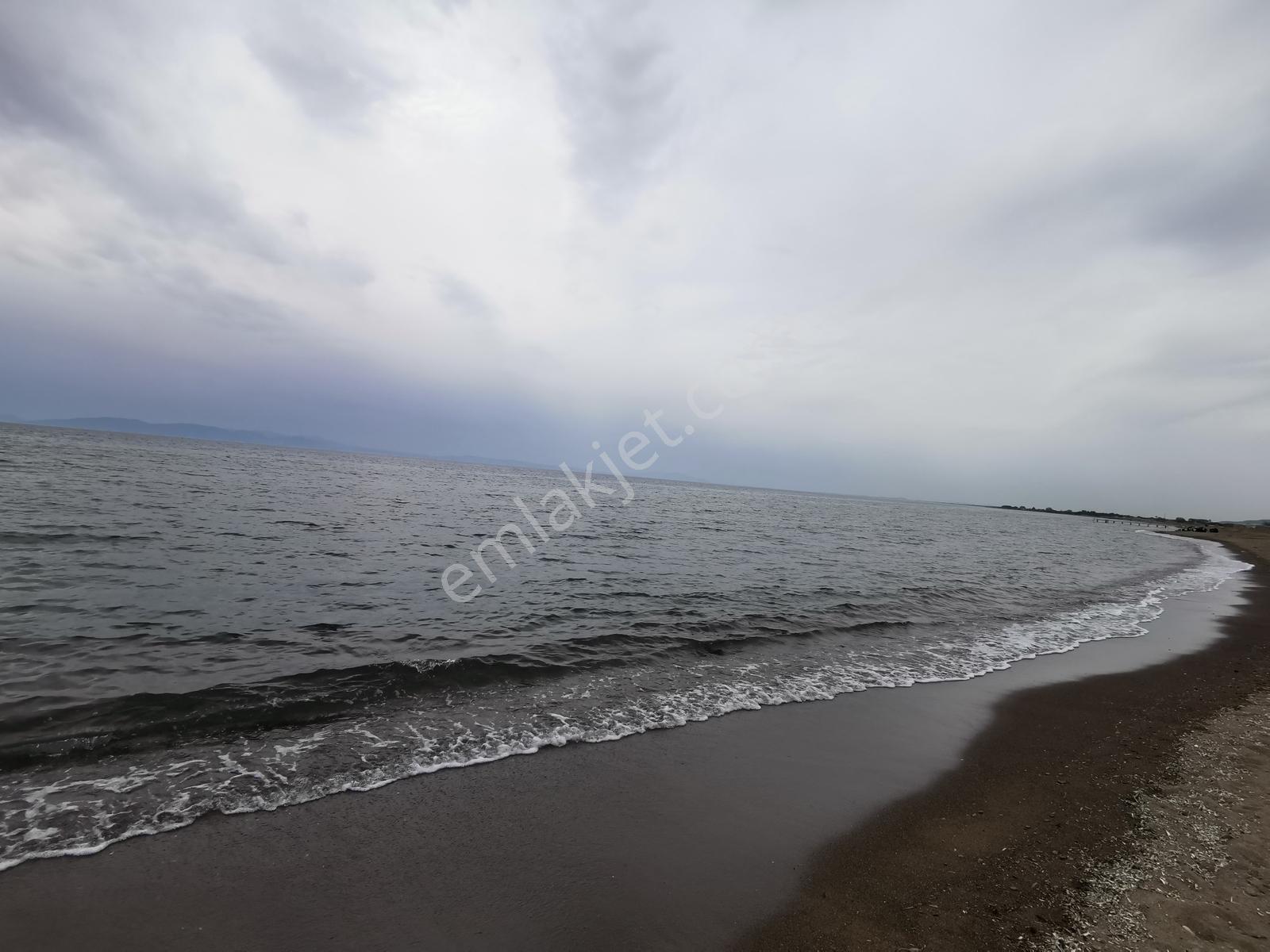 Dikili De Denize 150 M Bahçeli Full Eşyalı 3+1 Tripleks Villa - Görsel 10
