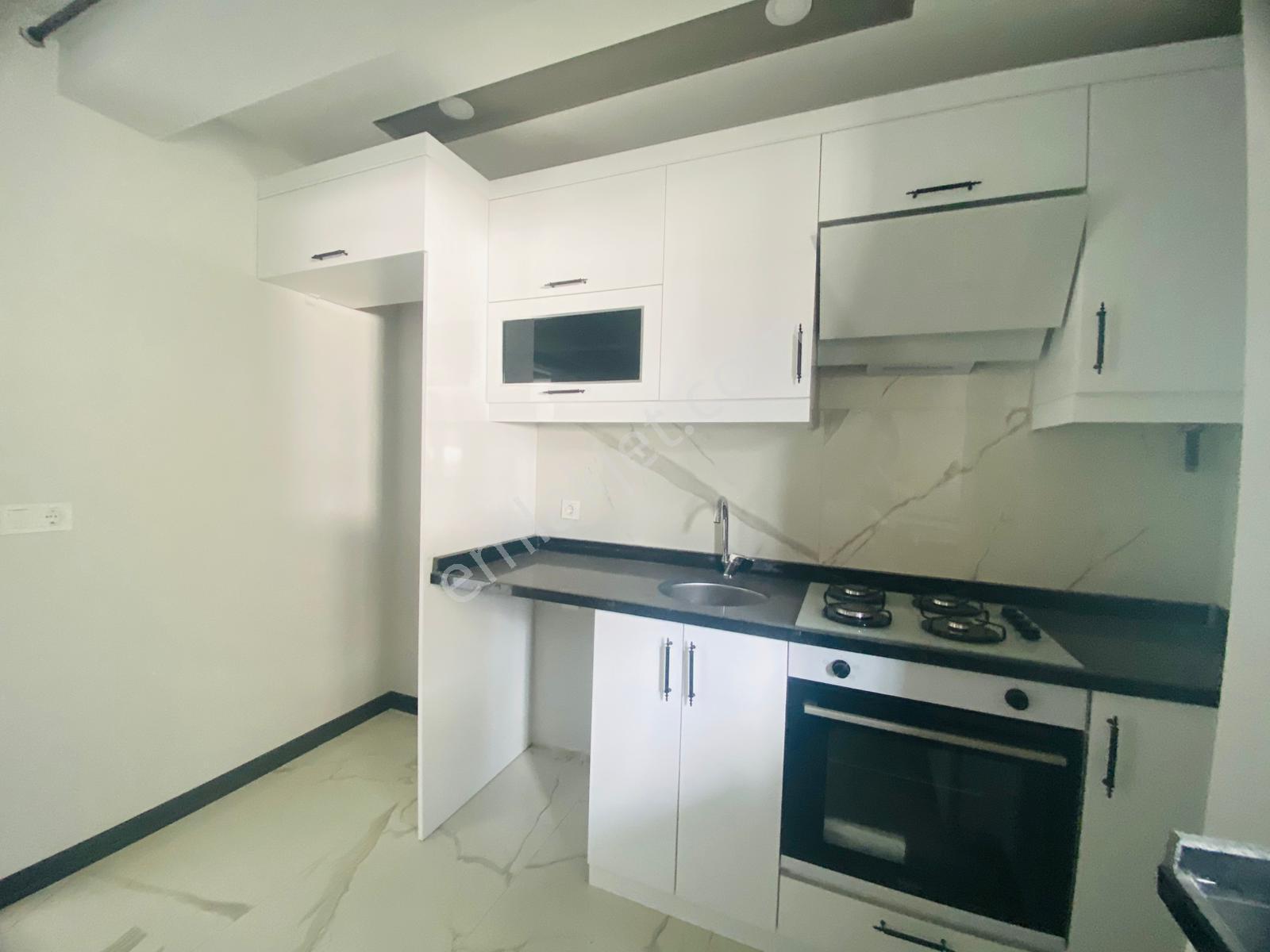 Güven'den Kapaklıda Yerden Isıtmalı,geniş Bahçeli Kiralık 2+1 Ev - Görsel 30