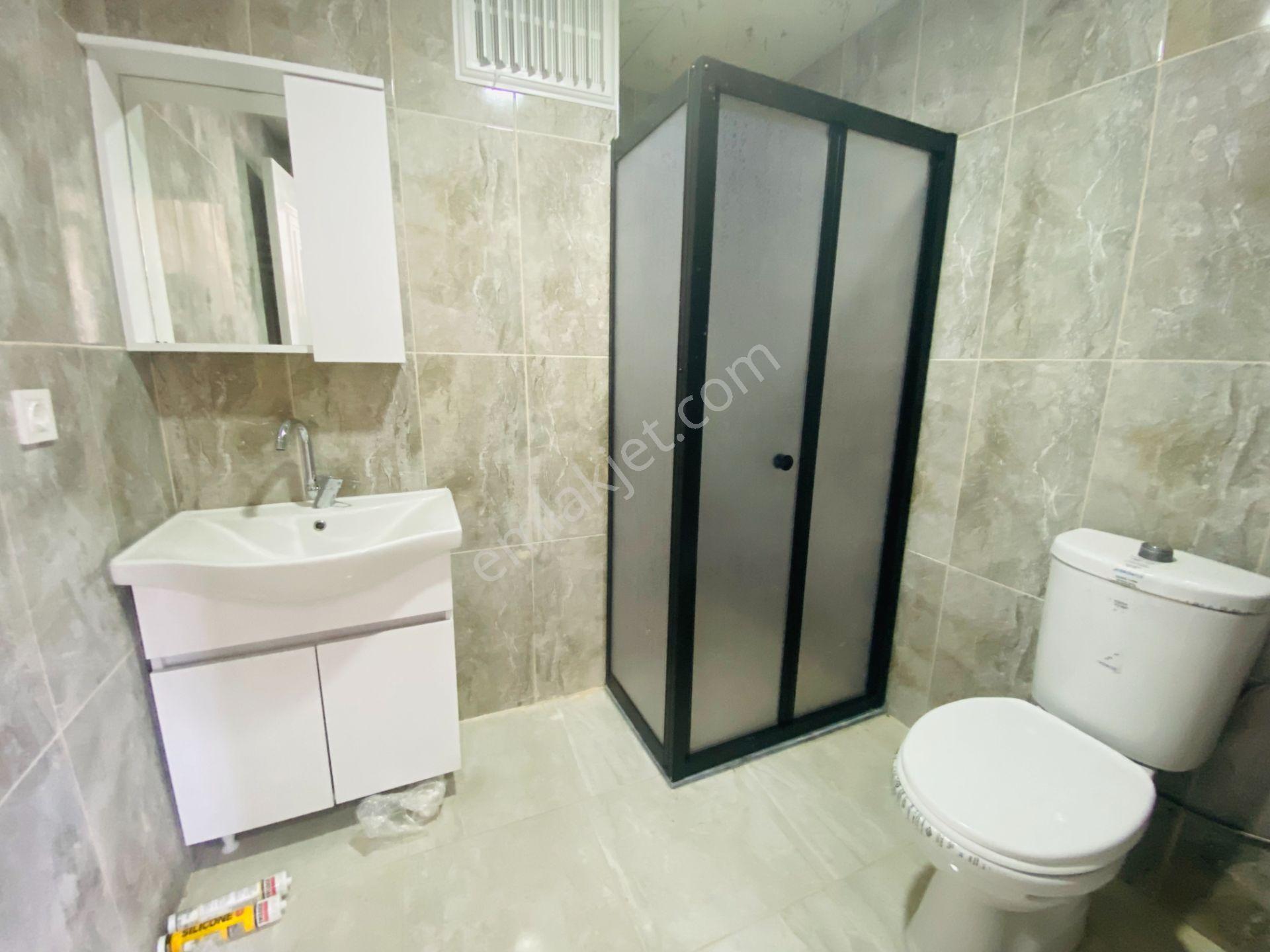 Güven'den Kapaklıda Yerden Isıtmalı,geniş Bahçeli Kiralık 2+1 Ev - Görsel 15