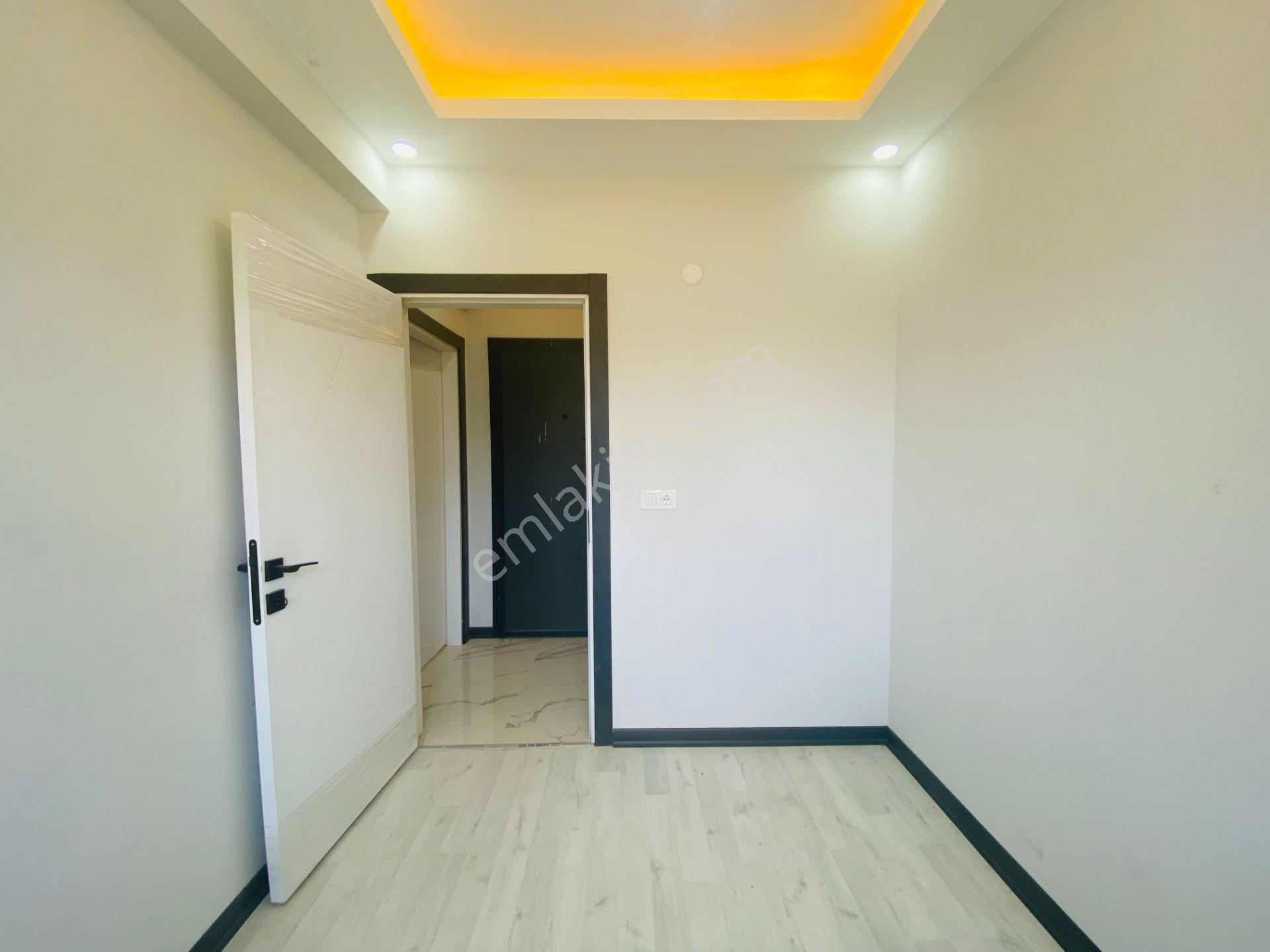 Güven'den Kapaklıda Yerden Isıtmalı,geniş Bahçeli Kiralık 2+1 Ev - Görsel 14