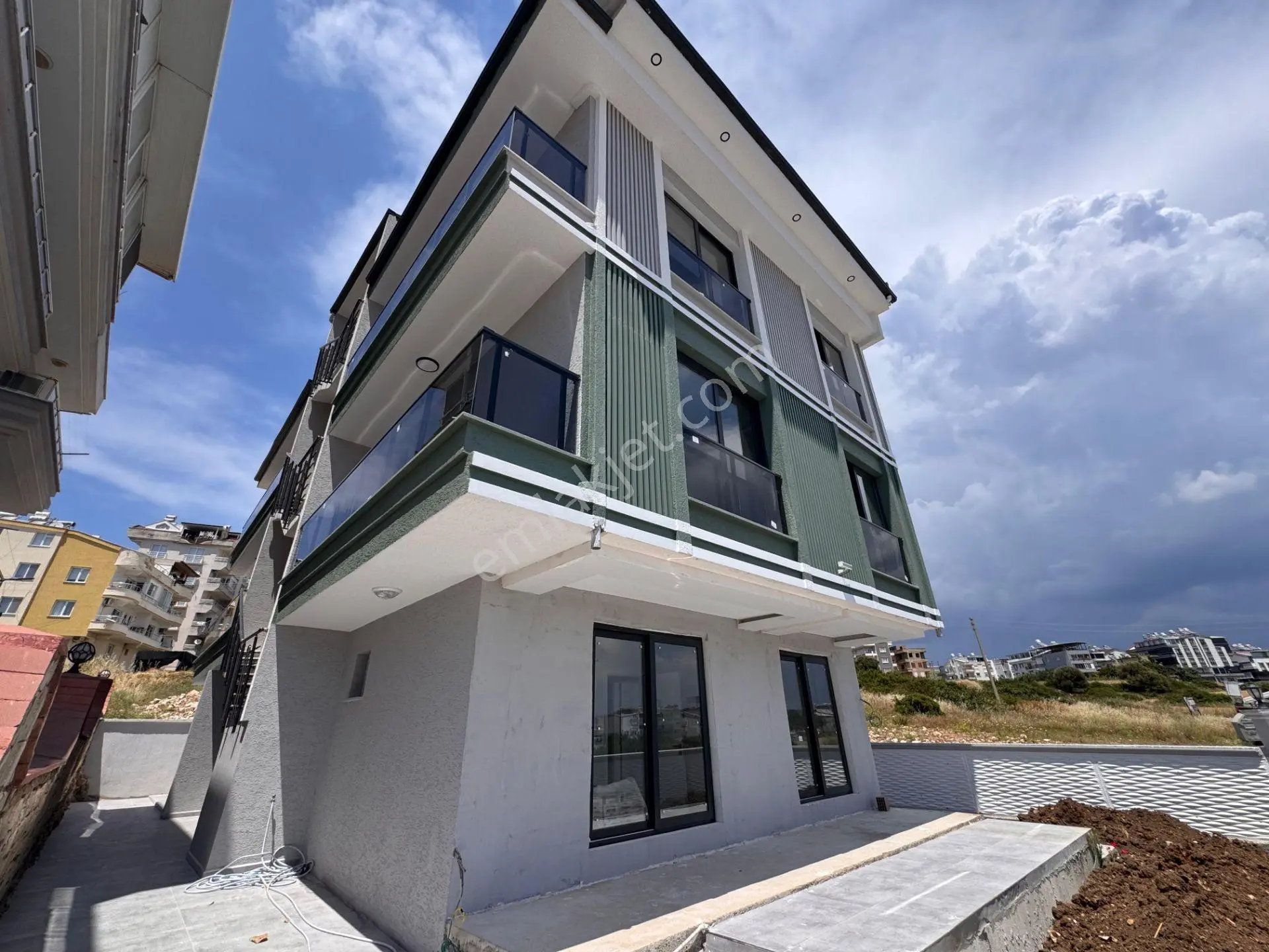 Didim Merkezde Satılık 2+1 Ayrı Mutfak Lüks Daire - Görsel 3
