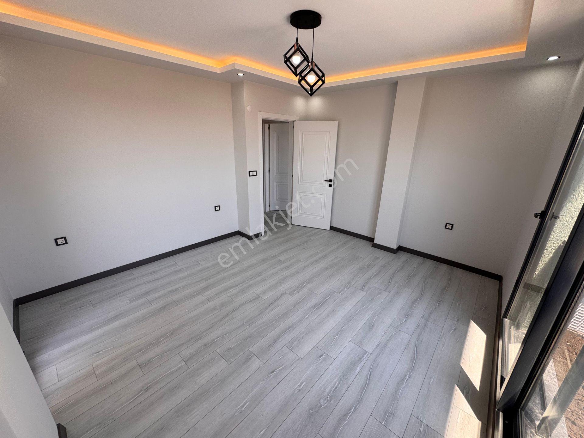 Didim Merkezde Satılık 2+1 Ayrı Mutfak Lüks Daire - Görsel 8