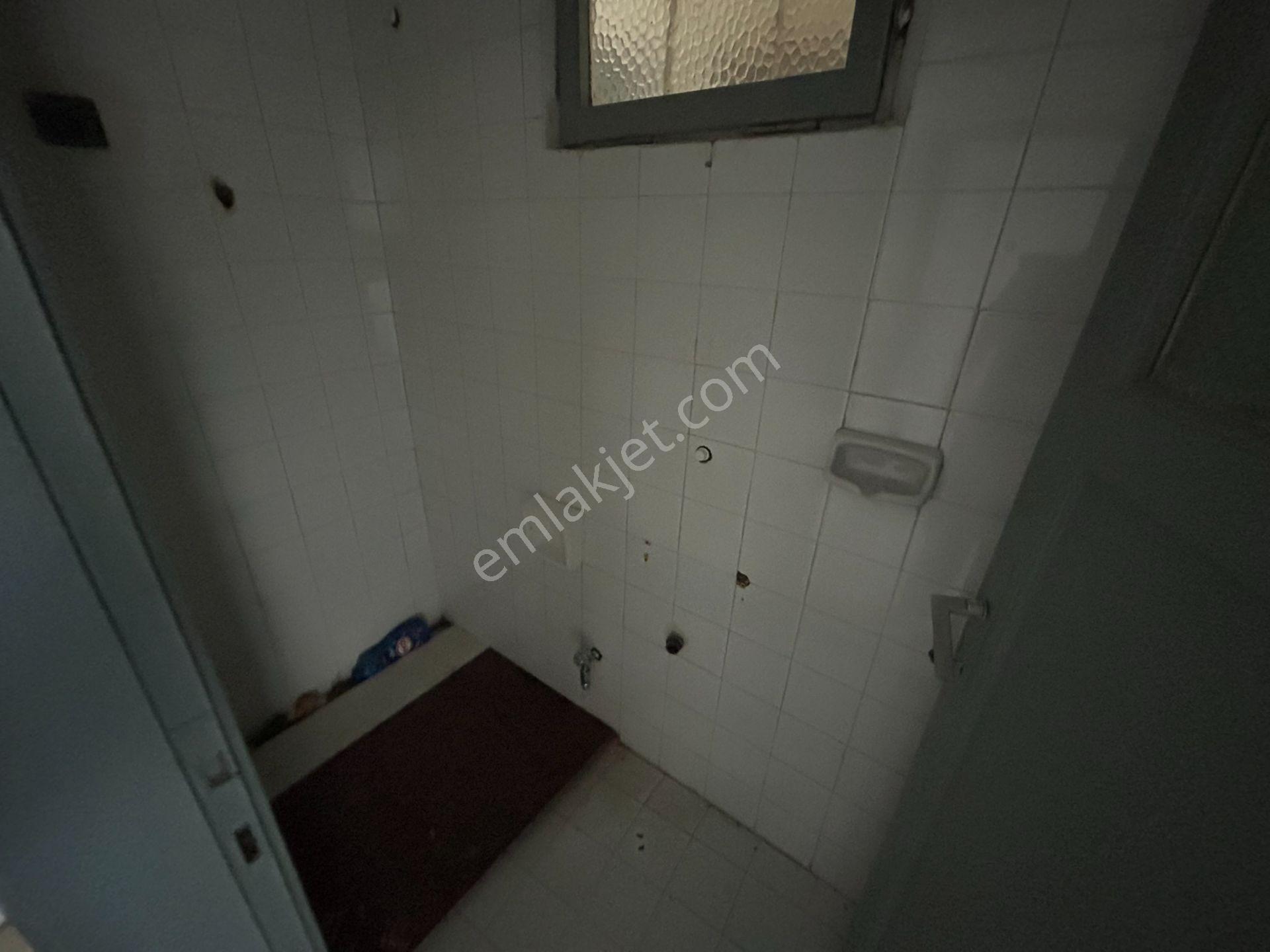 Bandırma Hacıyusufta Ara Kat Ön Cephe Balkonlu Kiralık 2+1 Daire - Görsel 30