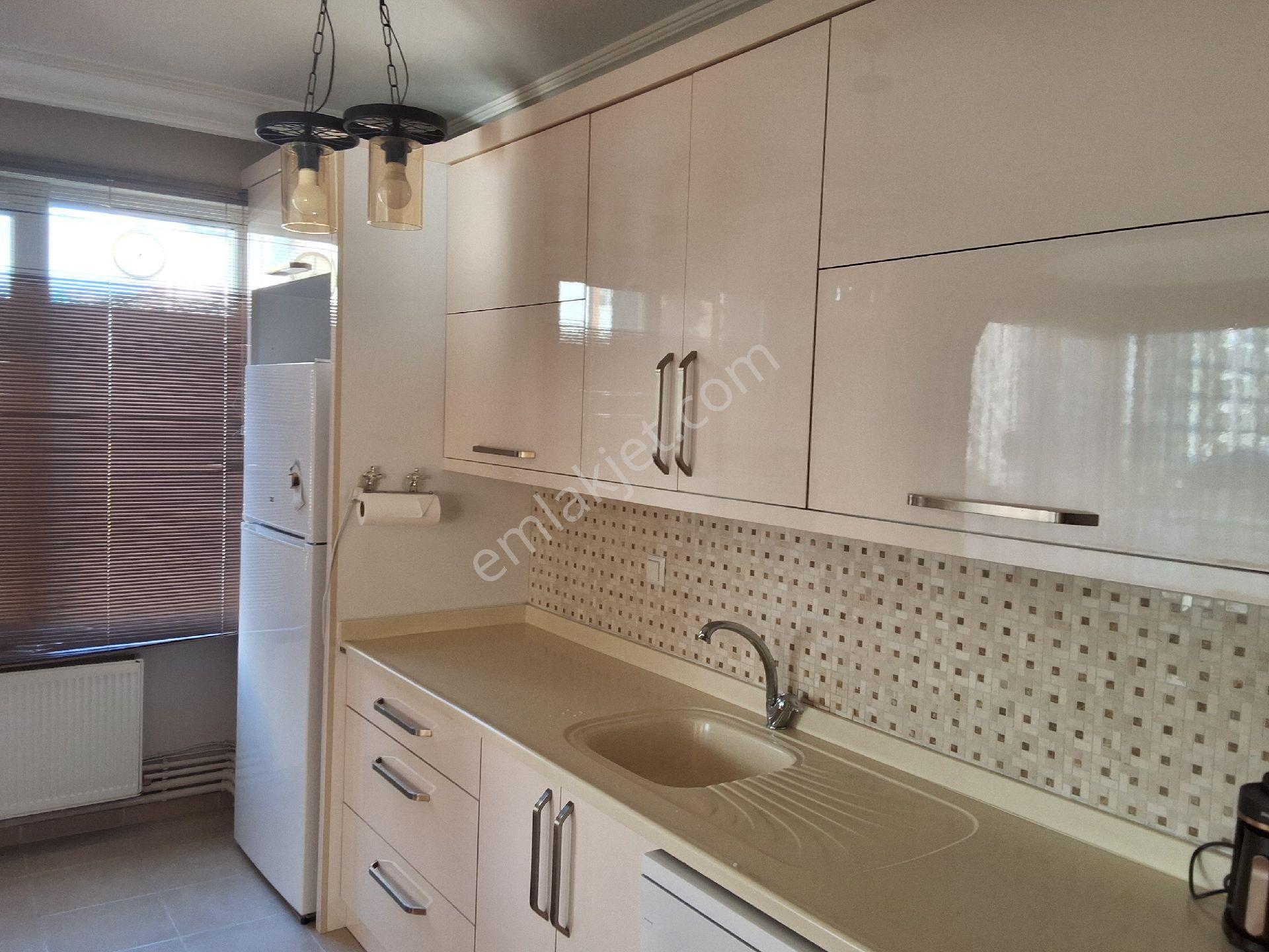 Karamanoğlu Emlak'tan Full Eşyalı - Görsel 15