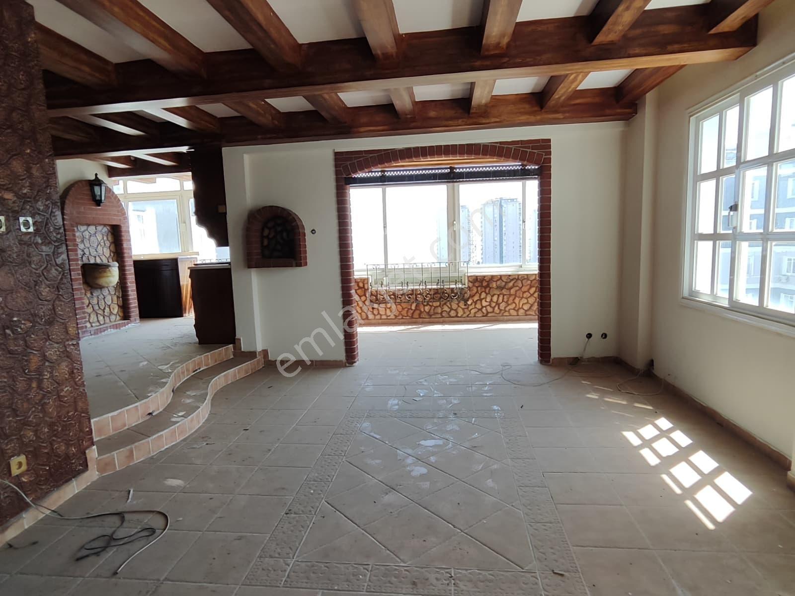 Menderes Mahallesi'nde Deniz Manzaralı Satılık 5+1 Dubleks Daire - Görsel 8