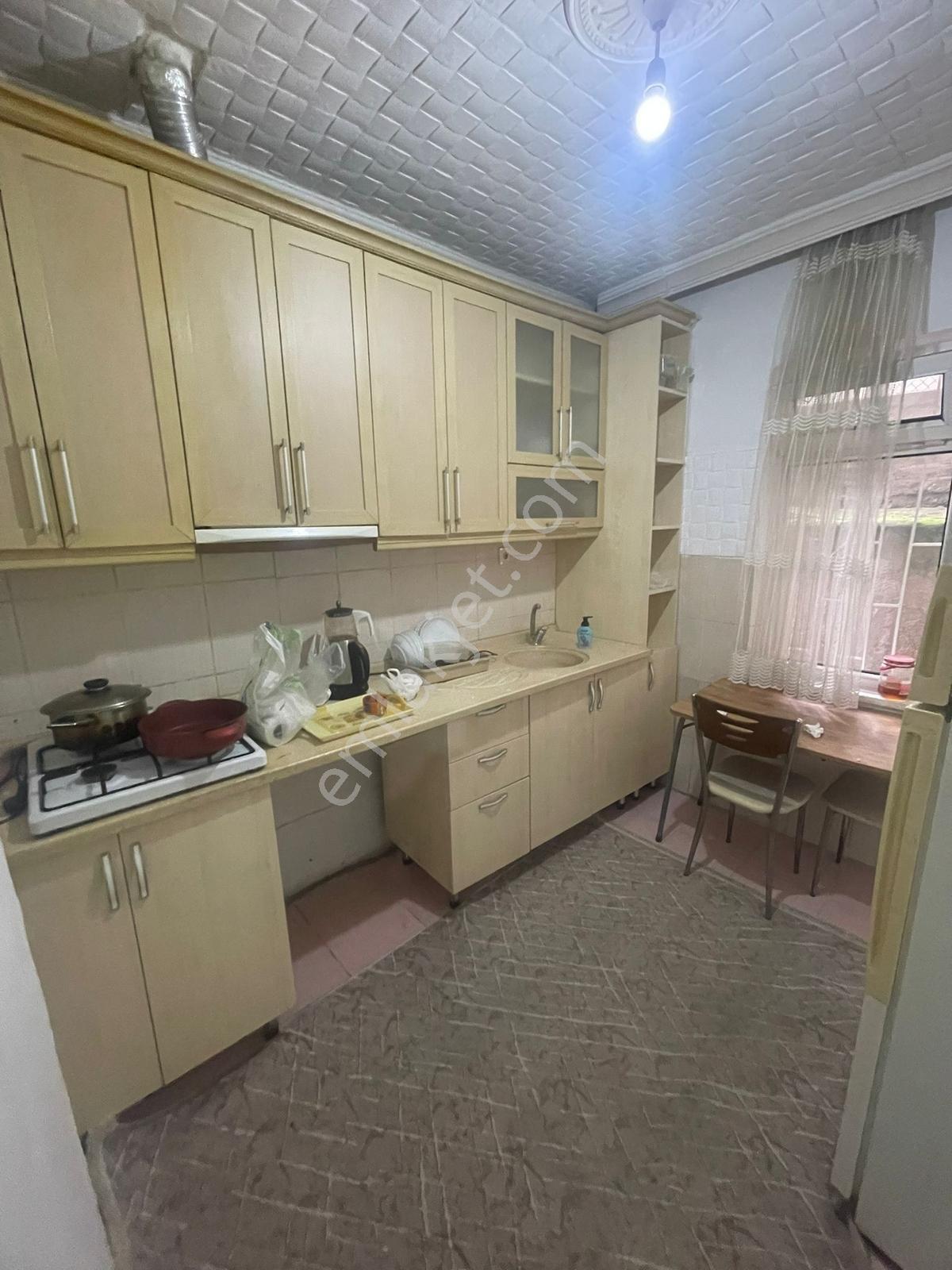 Arslan Emlak'tan Eşyalı 2+1 Metroya Yakın Yapılı Kiralık Daire - Görsel 17