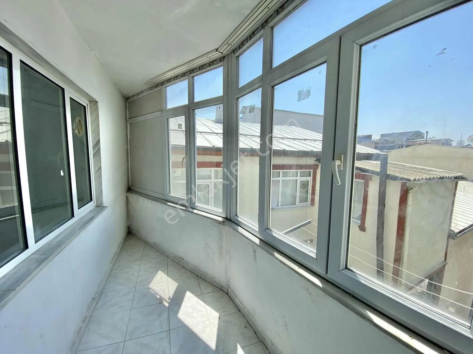 Vb Gayrimenkul Bağlarbaşı Merkezi Konumda Kiralık 2+1 Daire - Görsel 16