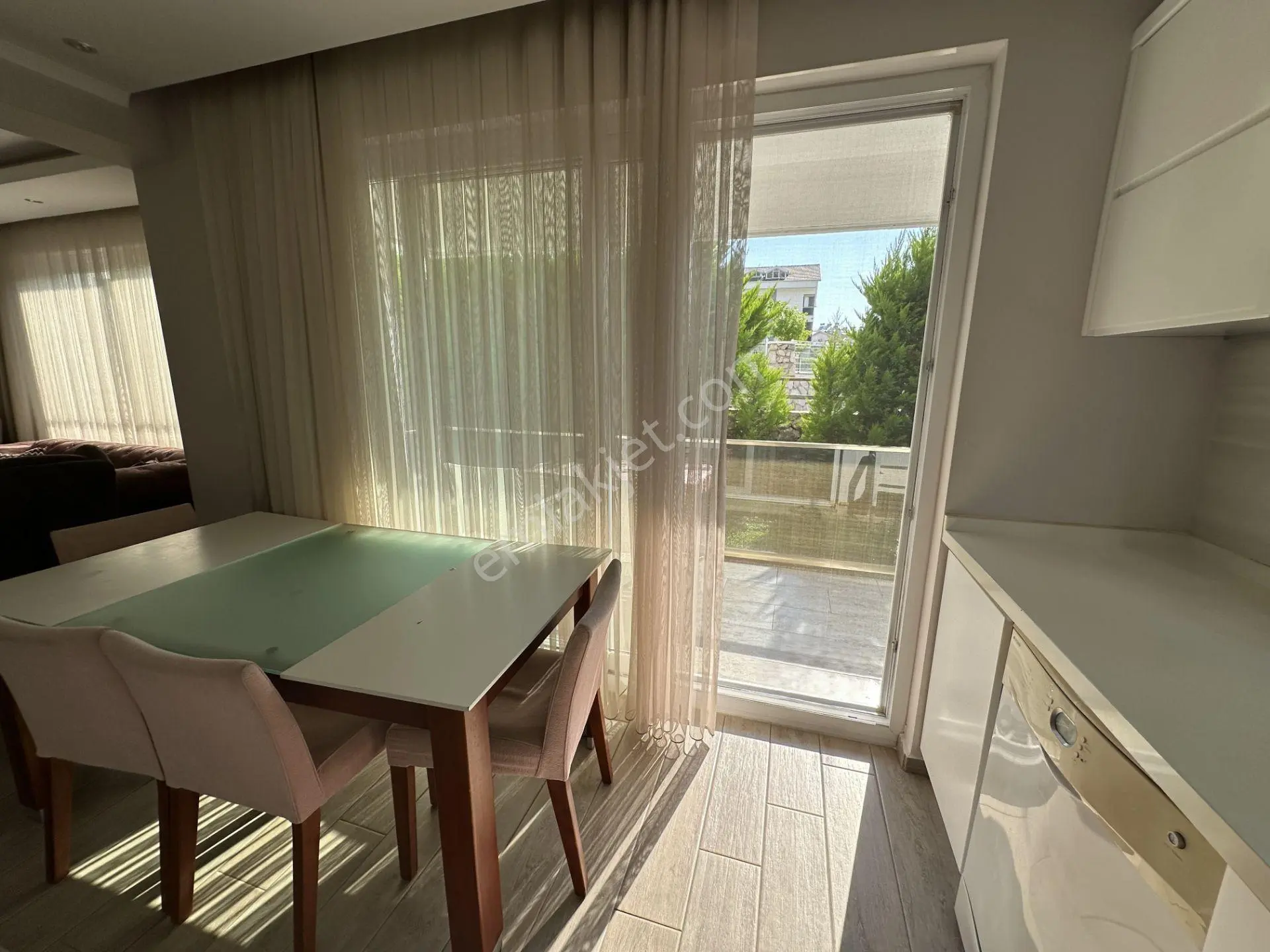 Goldhouse Dan Satılık Havuzlu Site İçinde 3+1 Bahçe Katı Daire - Görsel 5