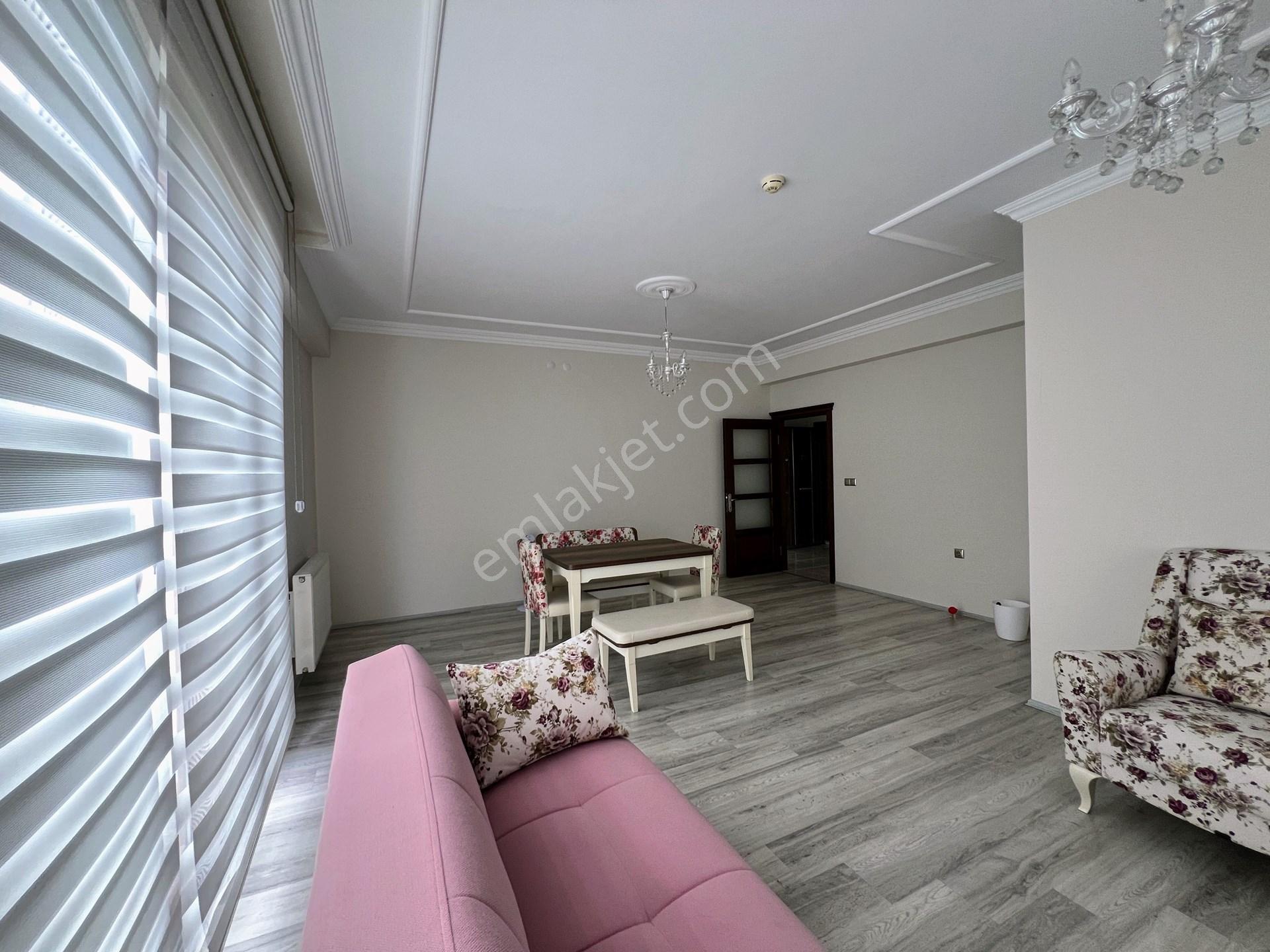 Trabzon Yomra Sancak'ta Deniz Manzaralı, 190 M² 4+1 Satılık Lüks Site Dairesi - Görsel 9