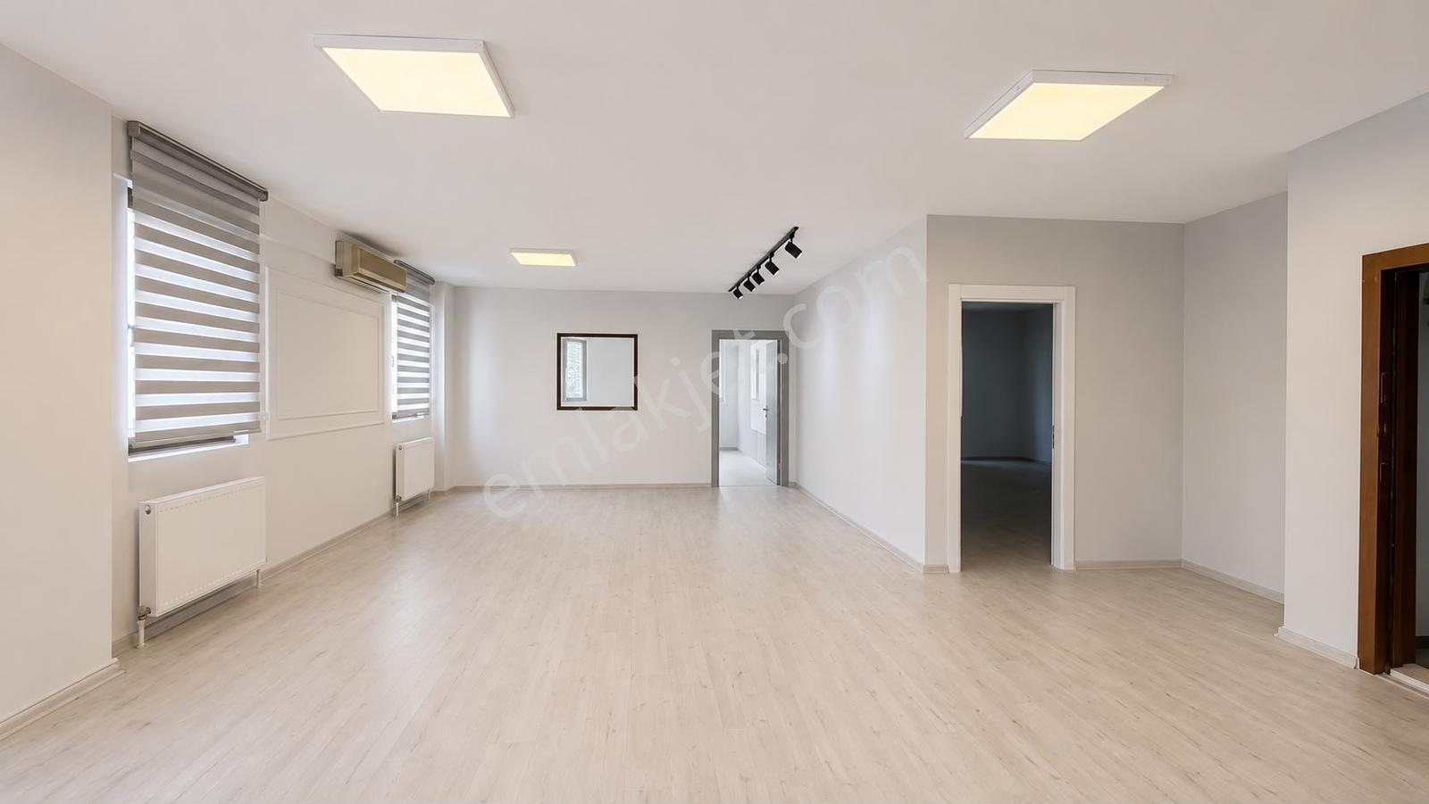 Bostancı Sanayi'de 300 M² Ofis/depo Kullanımına Uygun Kiralık - Görsel 33