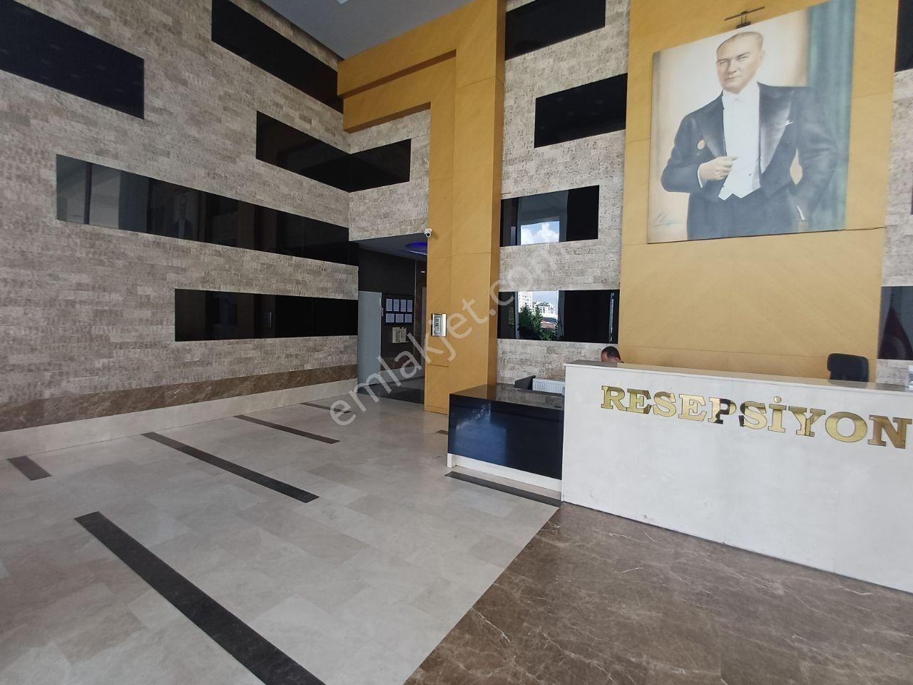 Yaşamkent Pelit Plazada Full Eşyalı Kiralık 1+1 Daire - Görsel 32