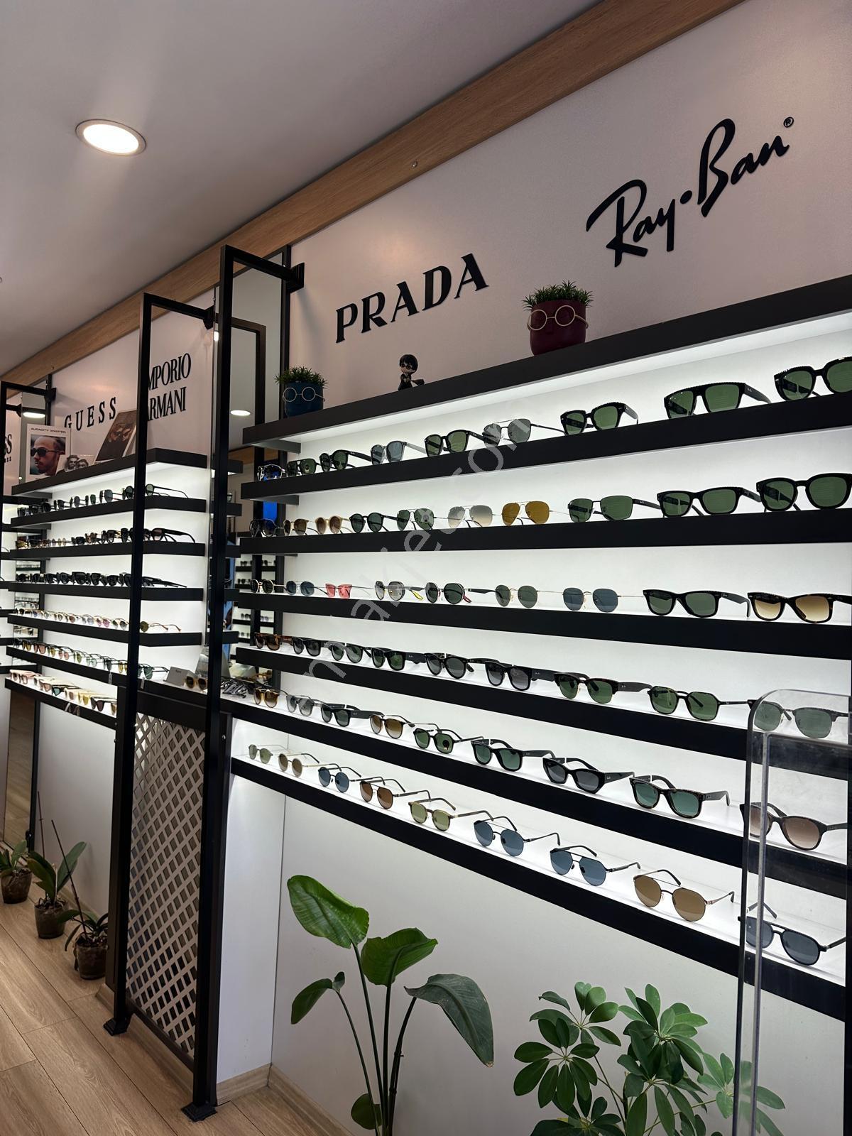 Küçükesat Cadde Üzerinde Devren Kiralık Prestijli Optik Mağazası - Görsel 2