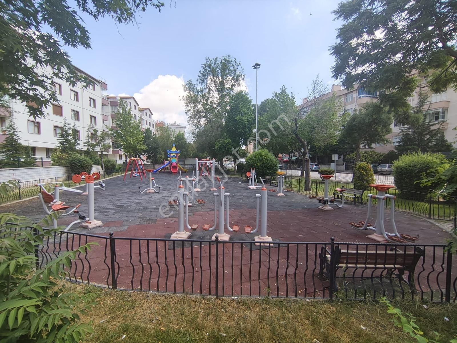 Jandarma Karşısı Eminevim Banka Kredisine Uygun Arakat 3+1