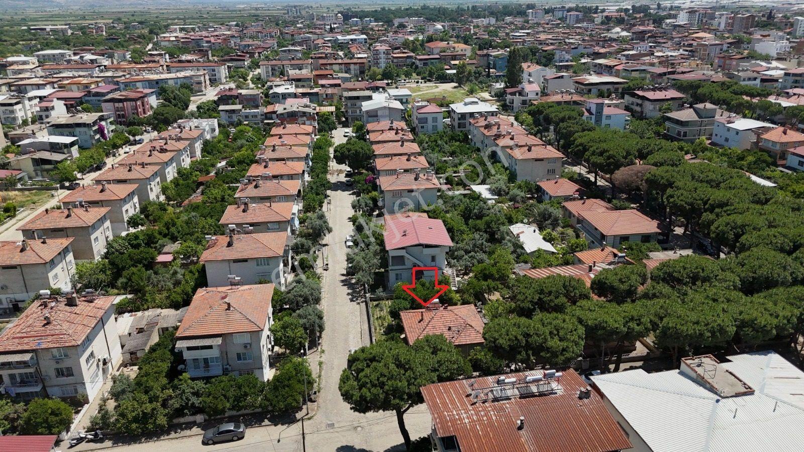 Şirinevler'de Müstakil Ev & 3 Kat İmarlı Köşe Parsel Arsası - Görsel 11