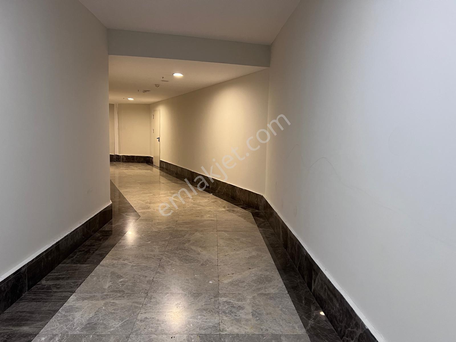 Kiptaş Venezia Mega Kiralık Boş Avm Nnzr. Aylık Ödemeli Kare Salon 1+1 Daire - Görsel 35