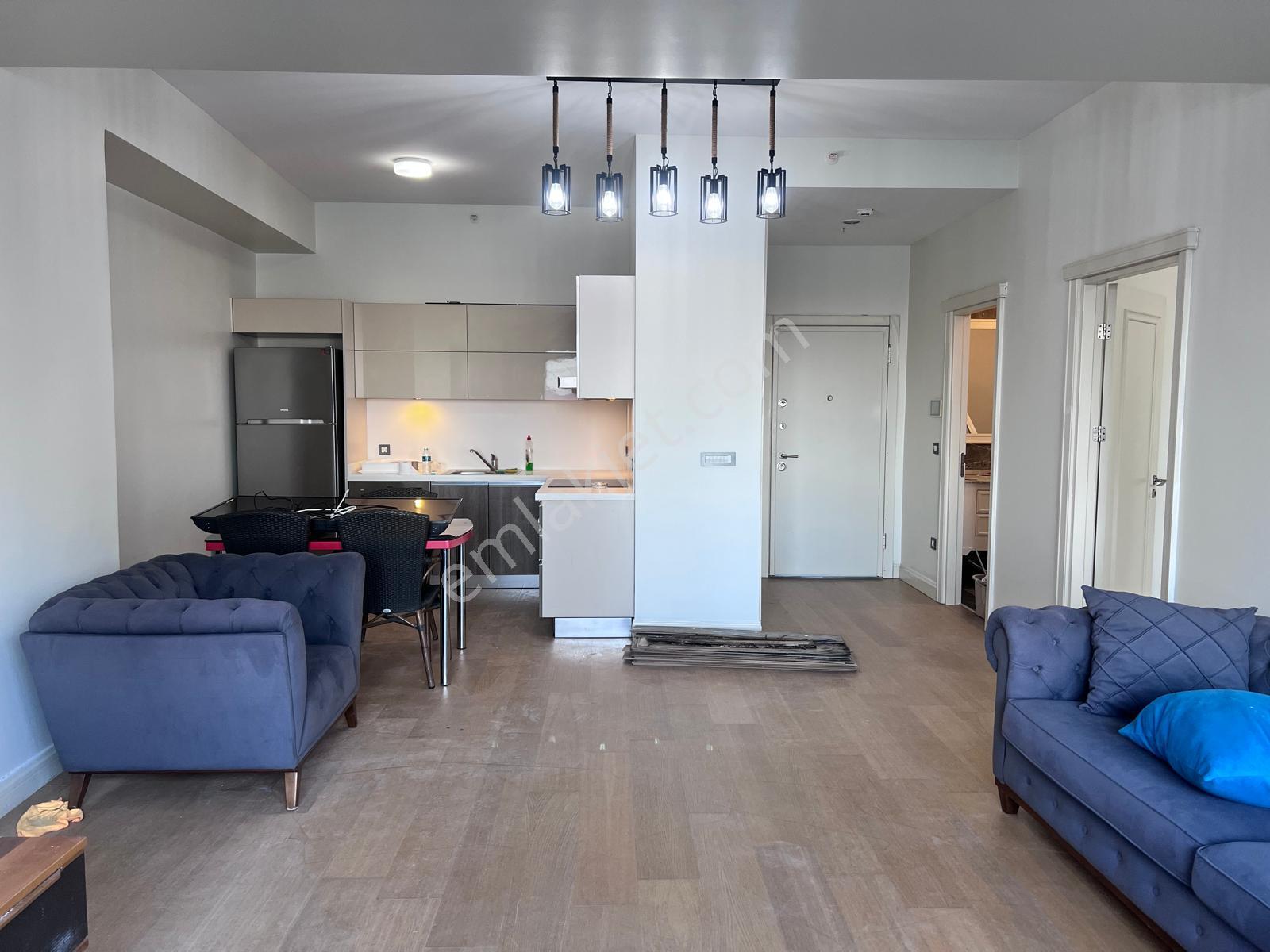 Kiptaş Venezia Mega Kiralık Boş Avm Nnzr. Aylık Ödemeli Kare Salon 1+1 Daire - Görsel 3